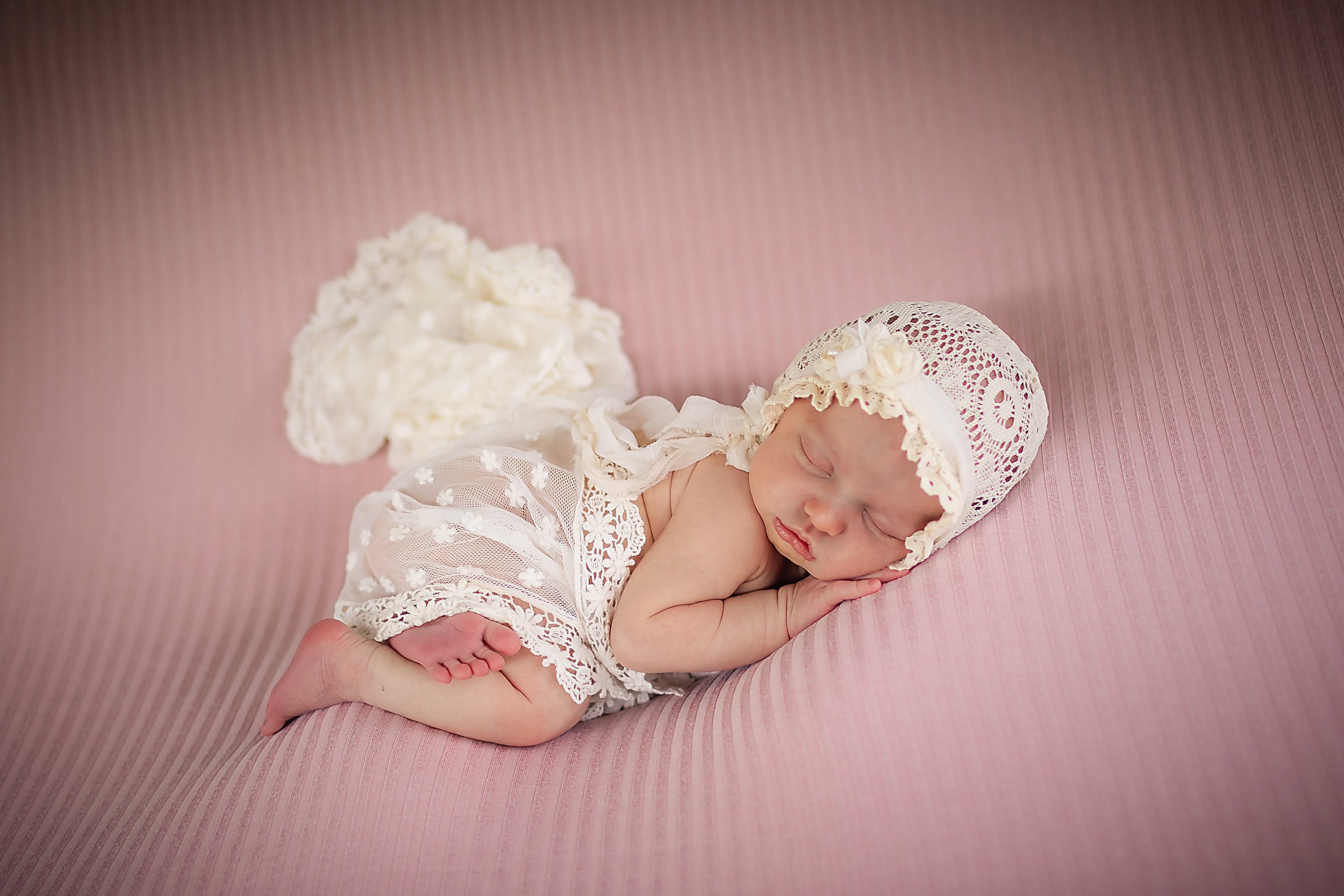 Indianapolis-newborn-photographer-Kinley-0377.jpg