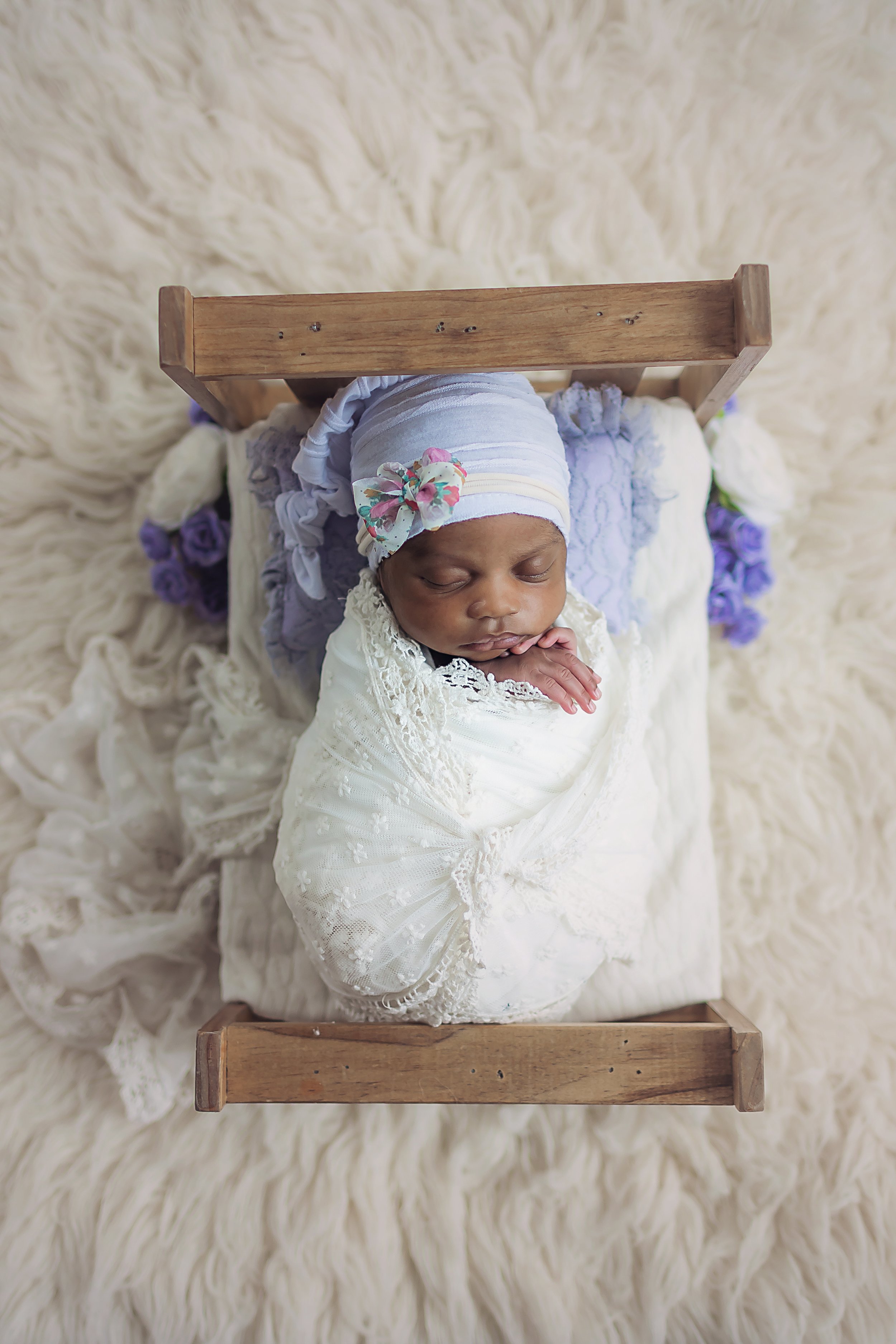 Indianapolis-newborn-photographer-ChikamsiE-0147.jpg