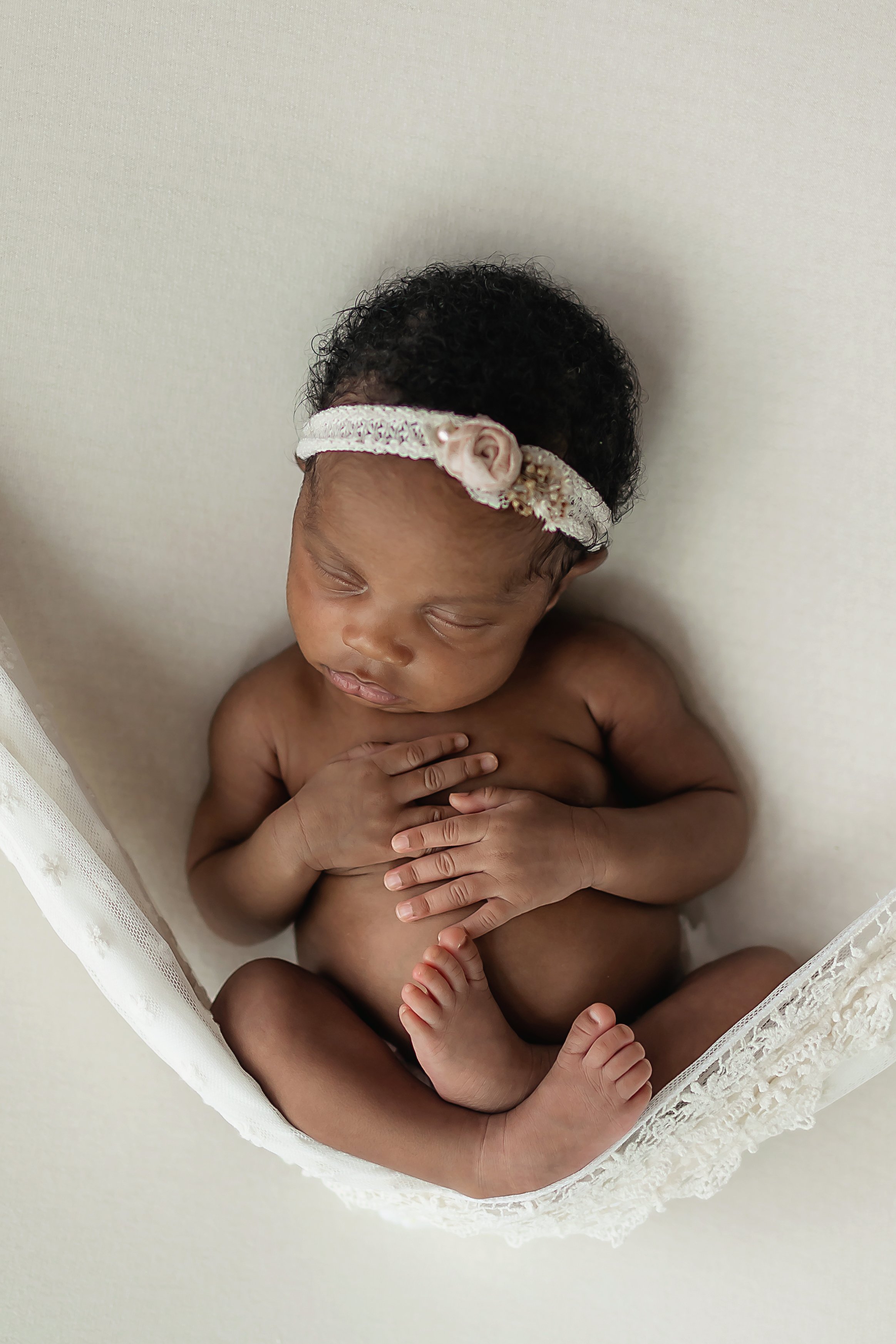 Indianapolis-newborn-photographer-ChikamsiE-0127.jpg