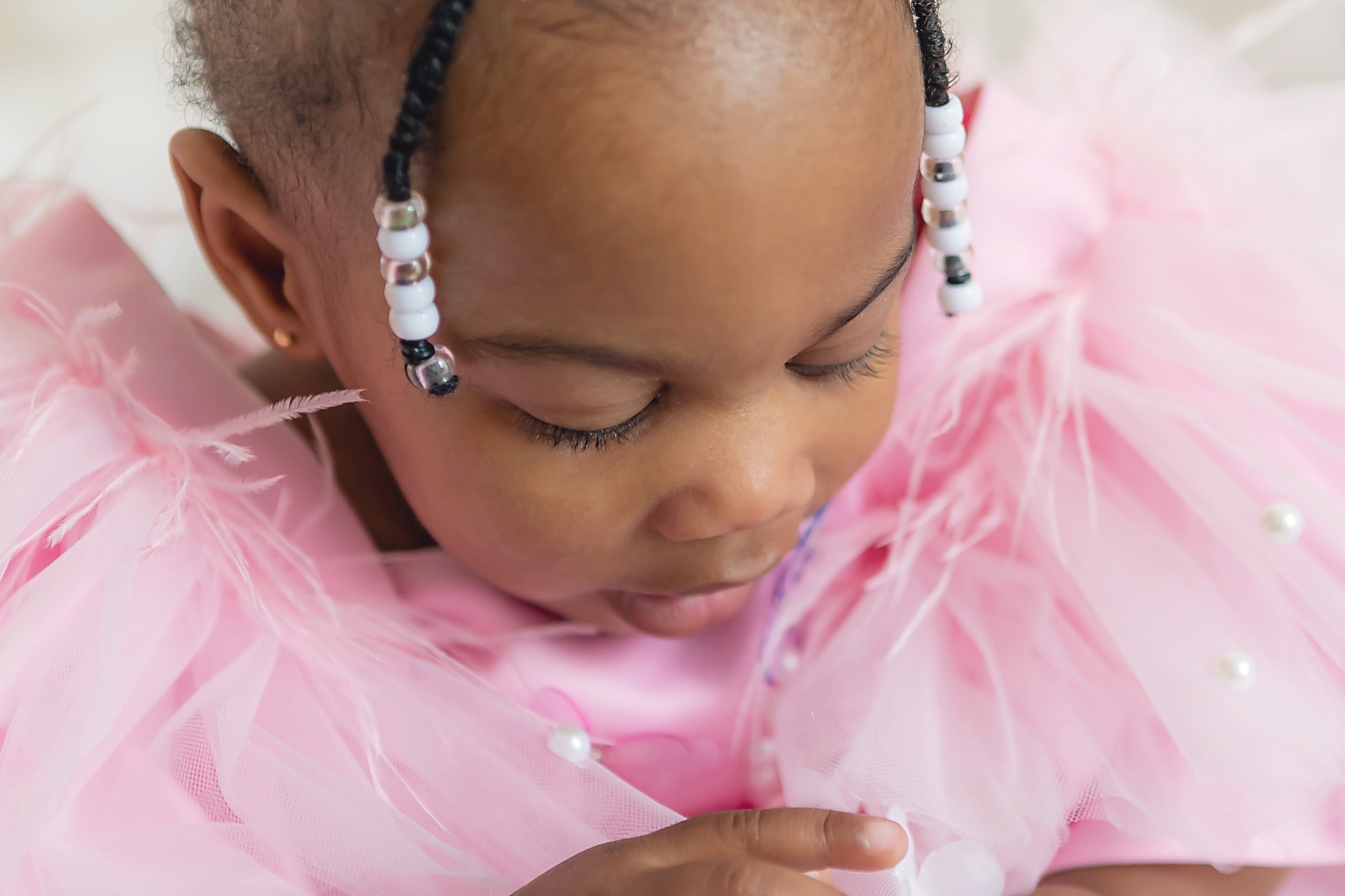 Indianapolis-newborn-photographer-Chikamsi1yr-0723.jpg