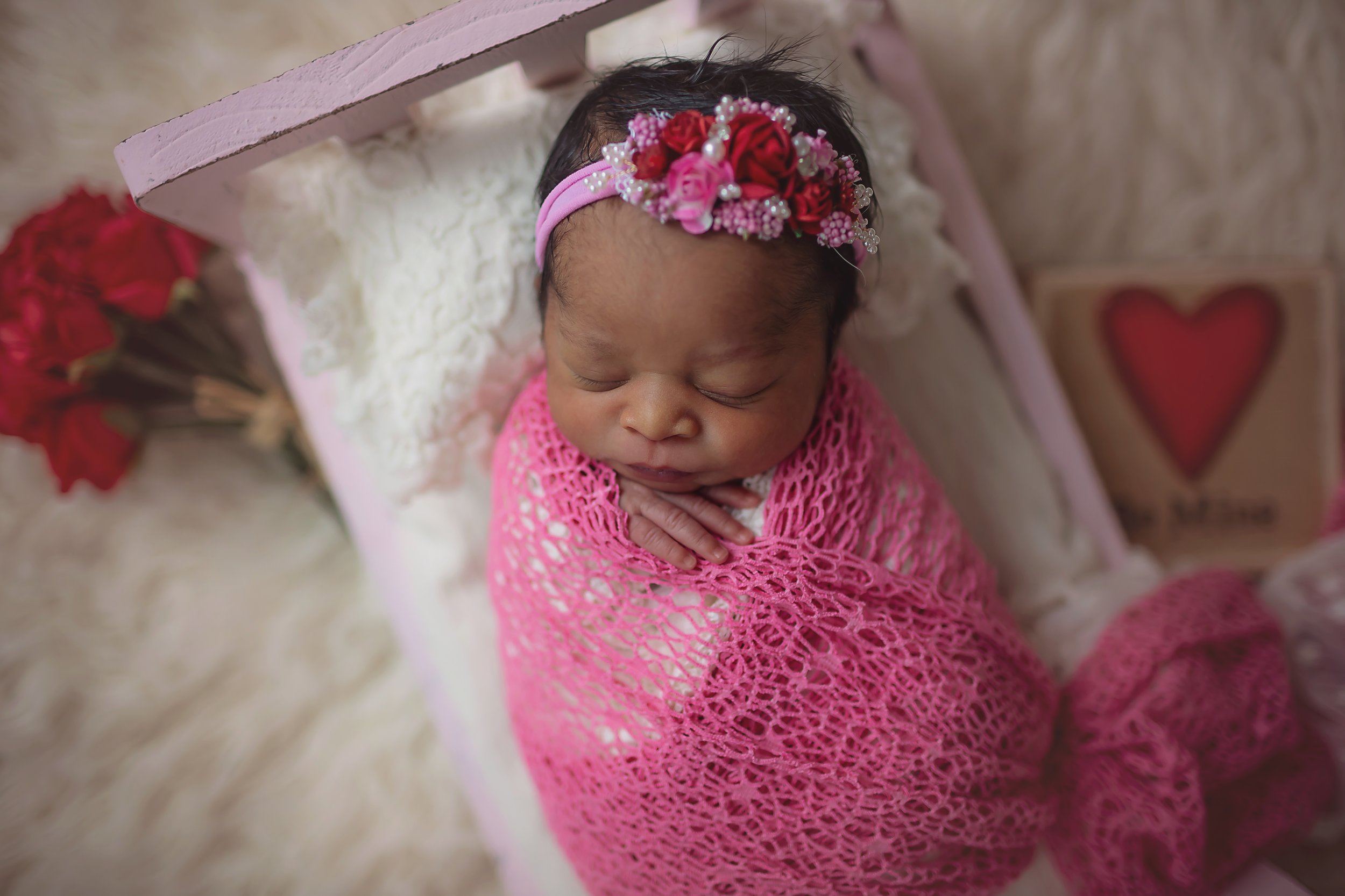 Indianapolis-Newborn-Photographer-MariyahJ-0017.jpg