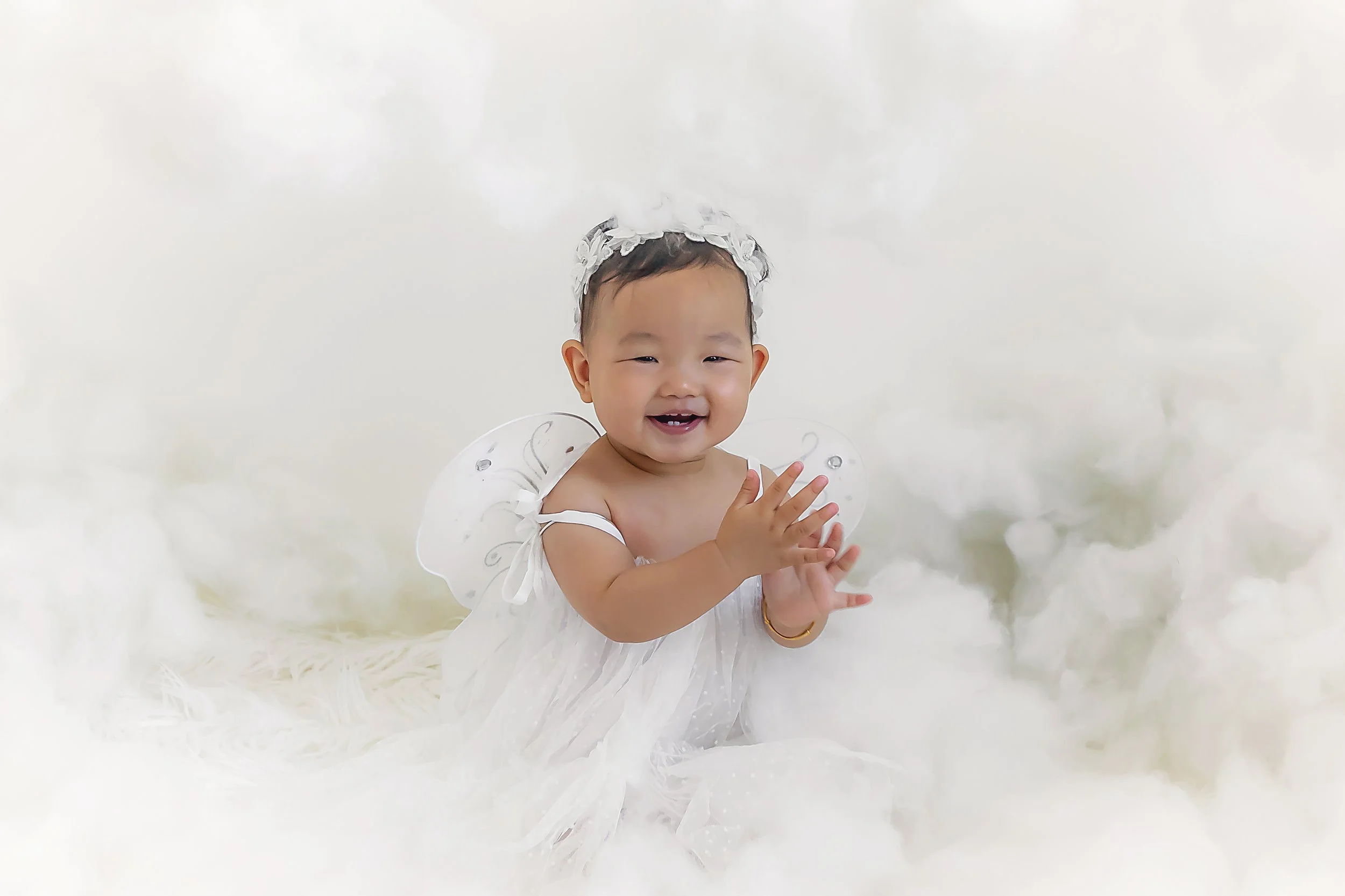 indianapolis-one-year-session-angel-theme.jpg