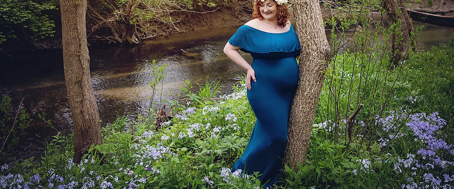 Indianapolis Maternity Photographer | Forest Stream