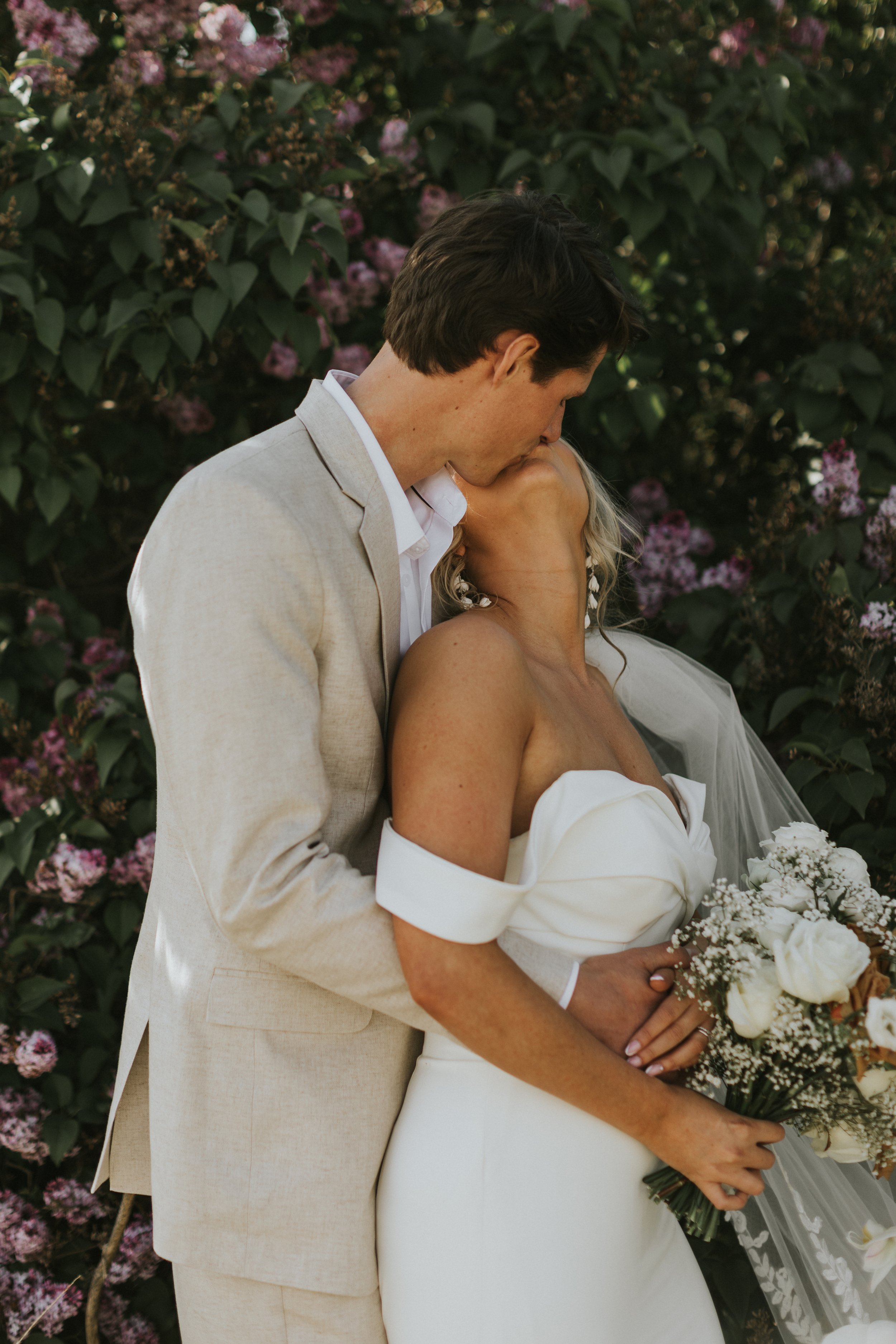 FriesenWedding2022.AGphotos-388.jpg