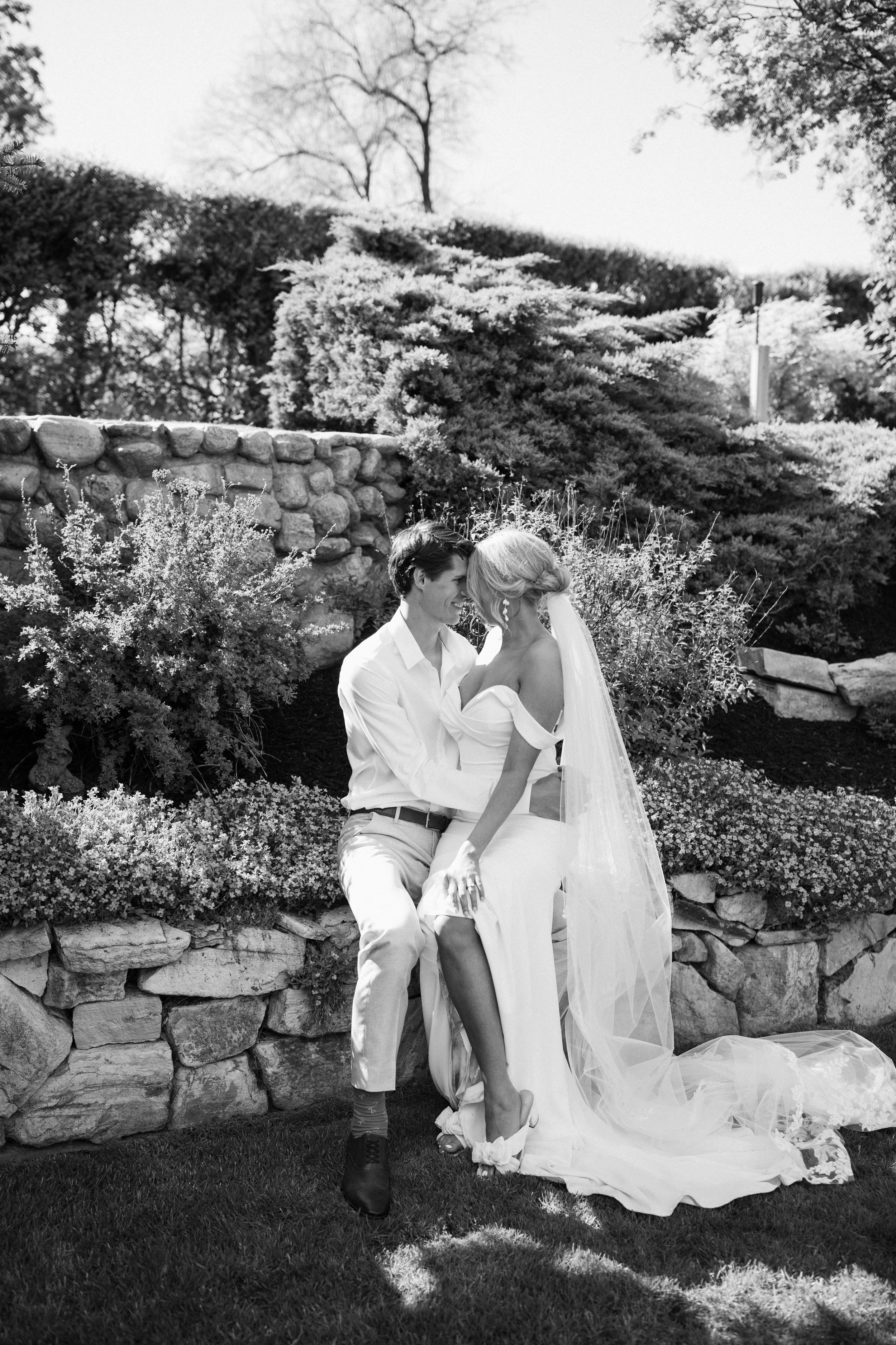 FriesenWedding2022BW23.AGphotos-16.jpg
