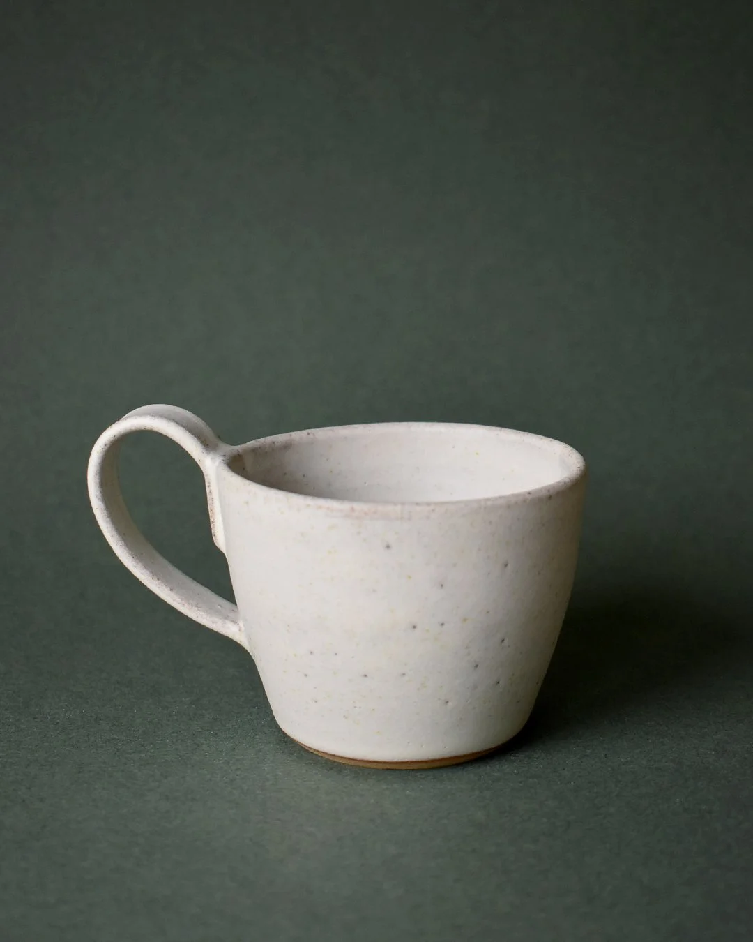 TAPER LOOP MUG CHALK FOREDAYS 1.jpg