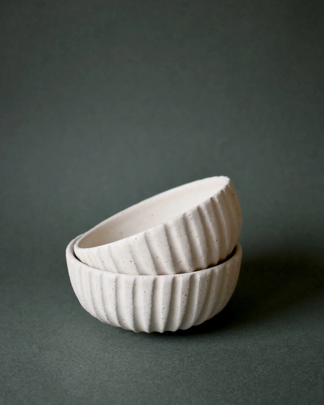 CARVED LOW BOWL OATMEAL FOREDAYS 2.jpg