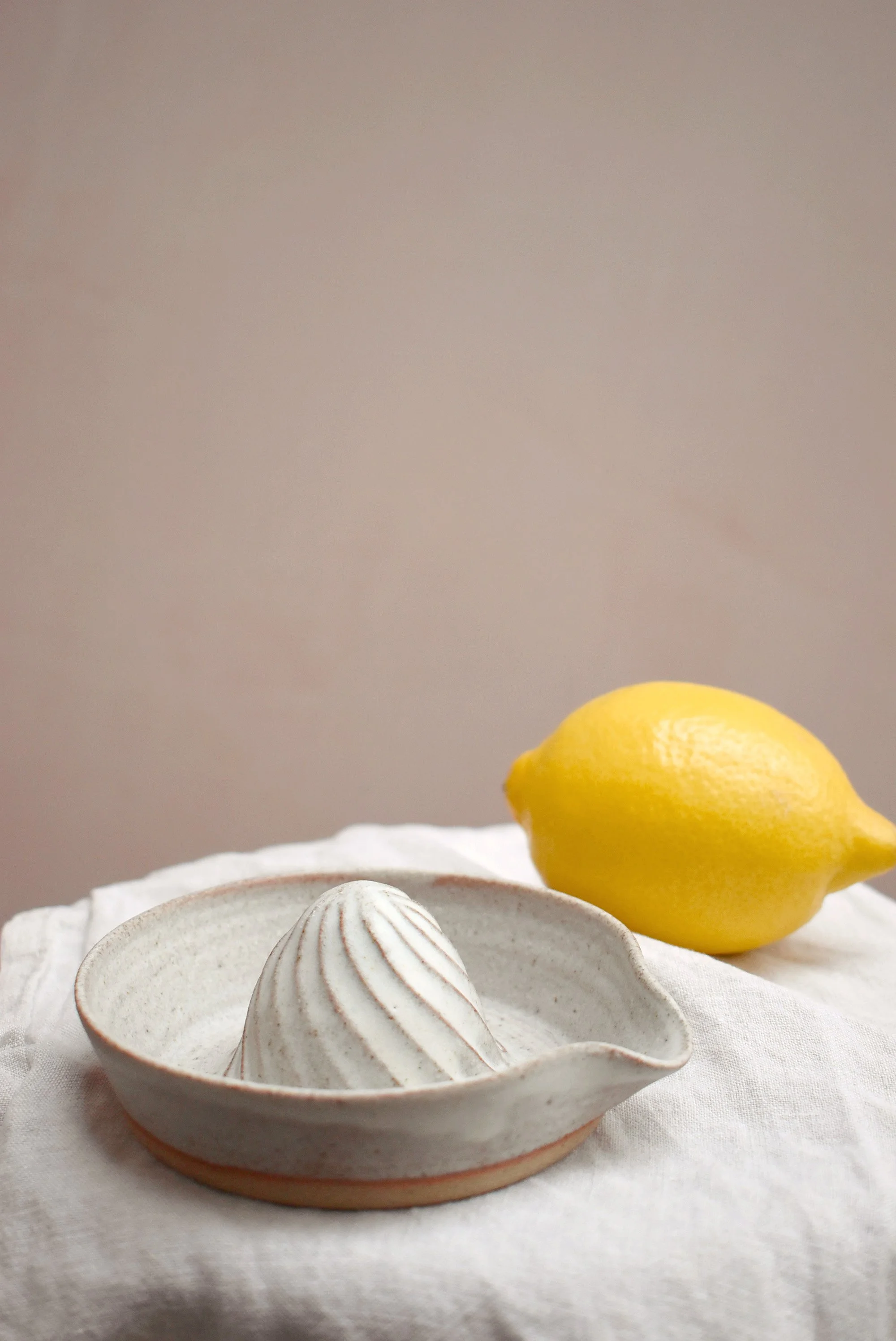 LEMON JUICER CHALK FOREDAYS 1.jpg