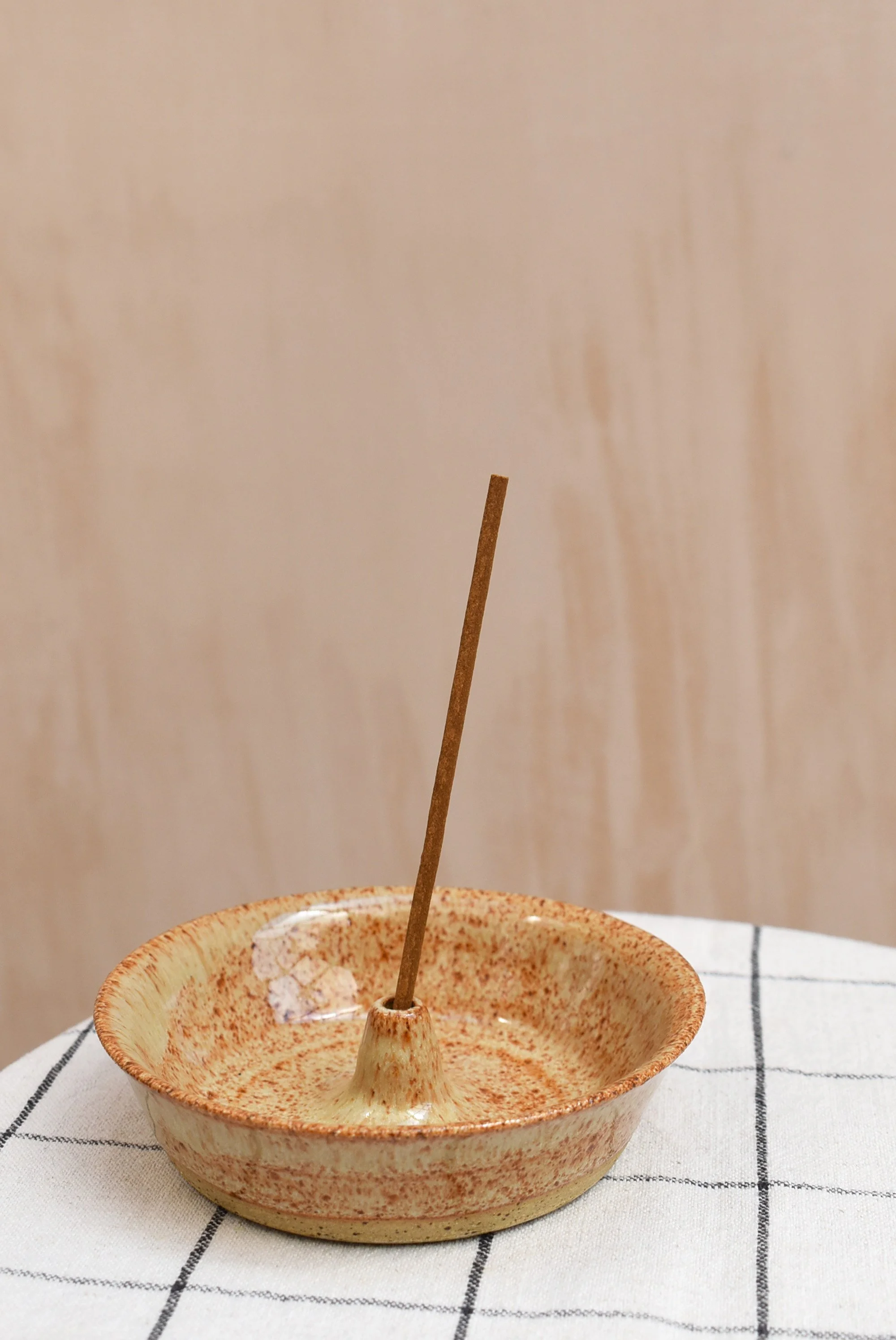 FOREDAYS INCENSE BURNER SHINO.jpg