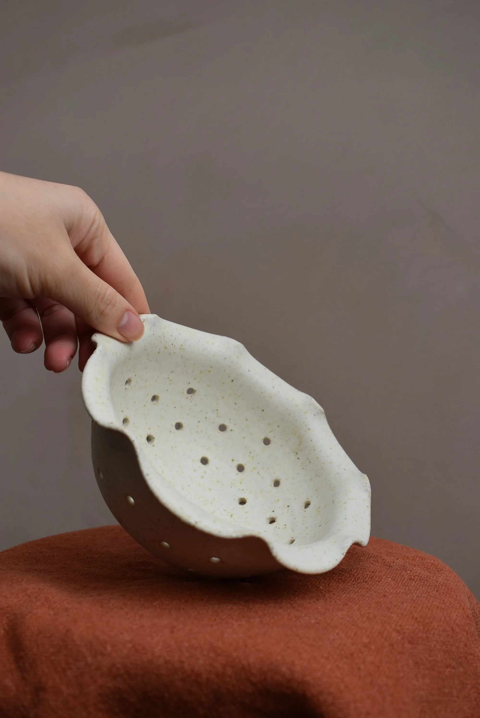 Berry Bowl in Oatmeal