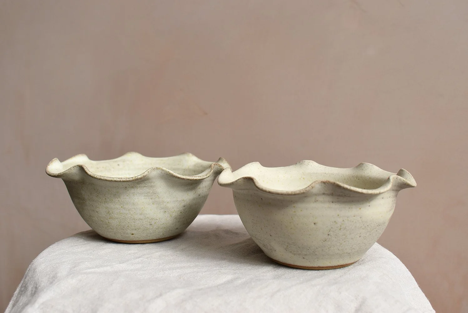 Foredays frilly chalk snack bowl.jpg