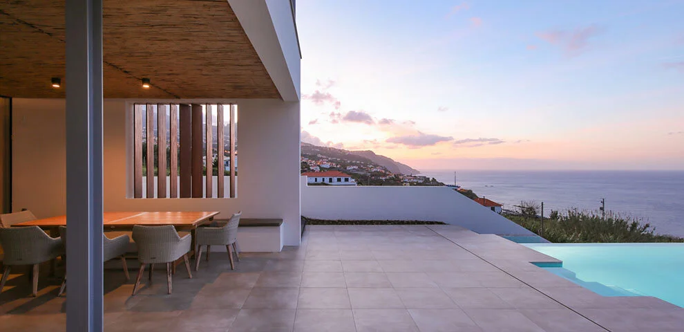 casaOVV-mayerselders-architect-madeira-calheta19.jpg