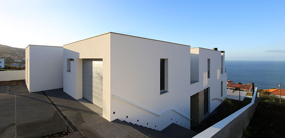 casaOVV-mayerselders-architect-madeira-calheta06.jpg