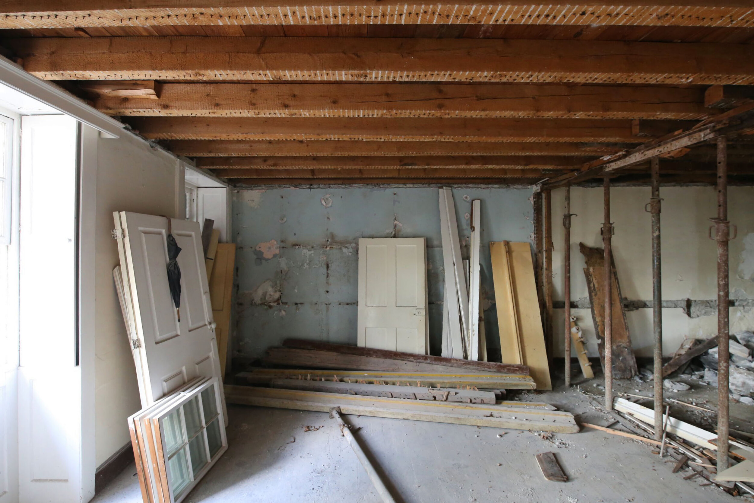 Renovation interior demolition (Copy)