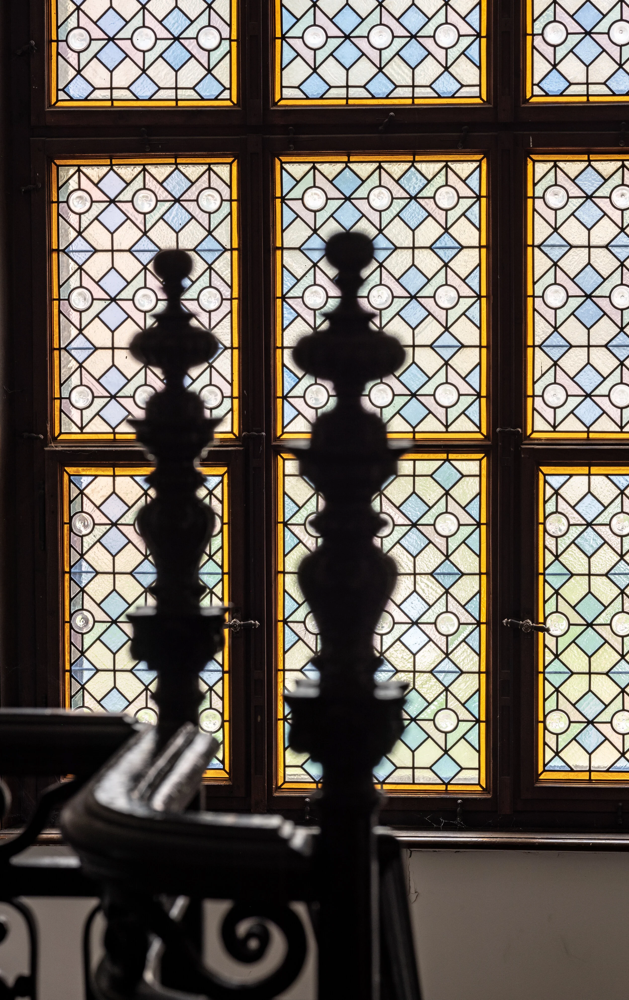 Loruenser-Villa_Innenaufnahme_Treppe_Detail_c_JuergenSchaeper.jpg