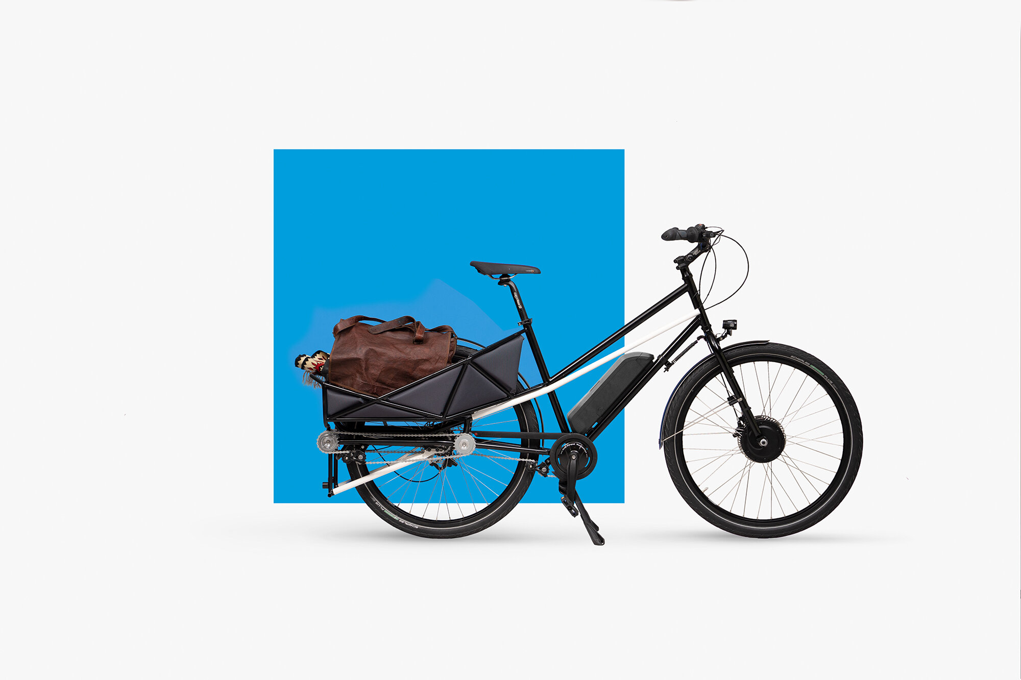 The Convercycle Bike folded as a city bike 