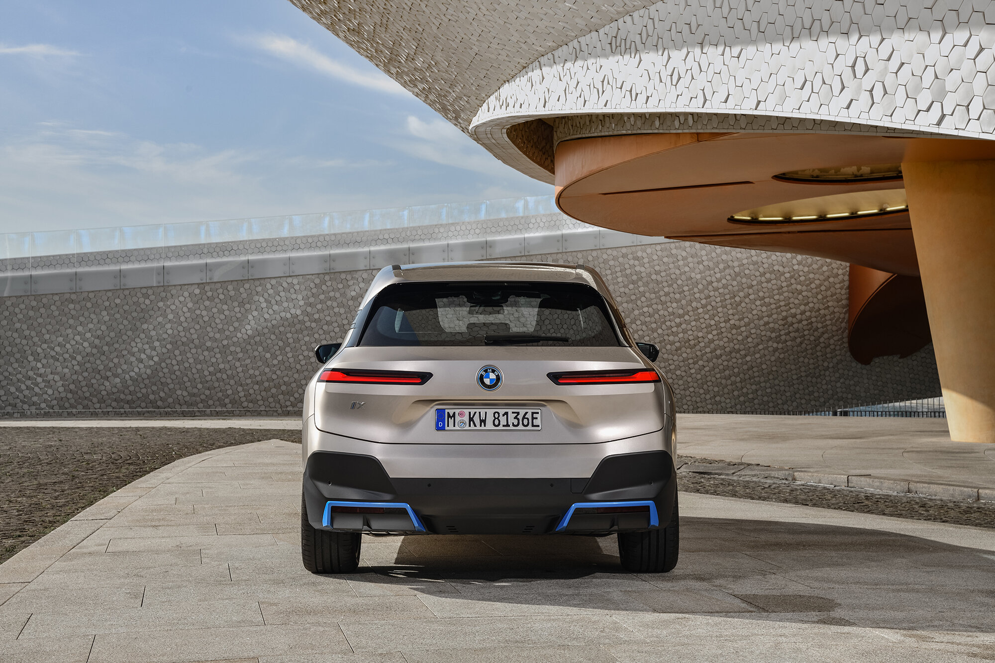 The rear of the new BMW iX