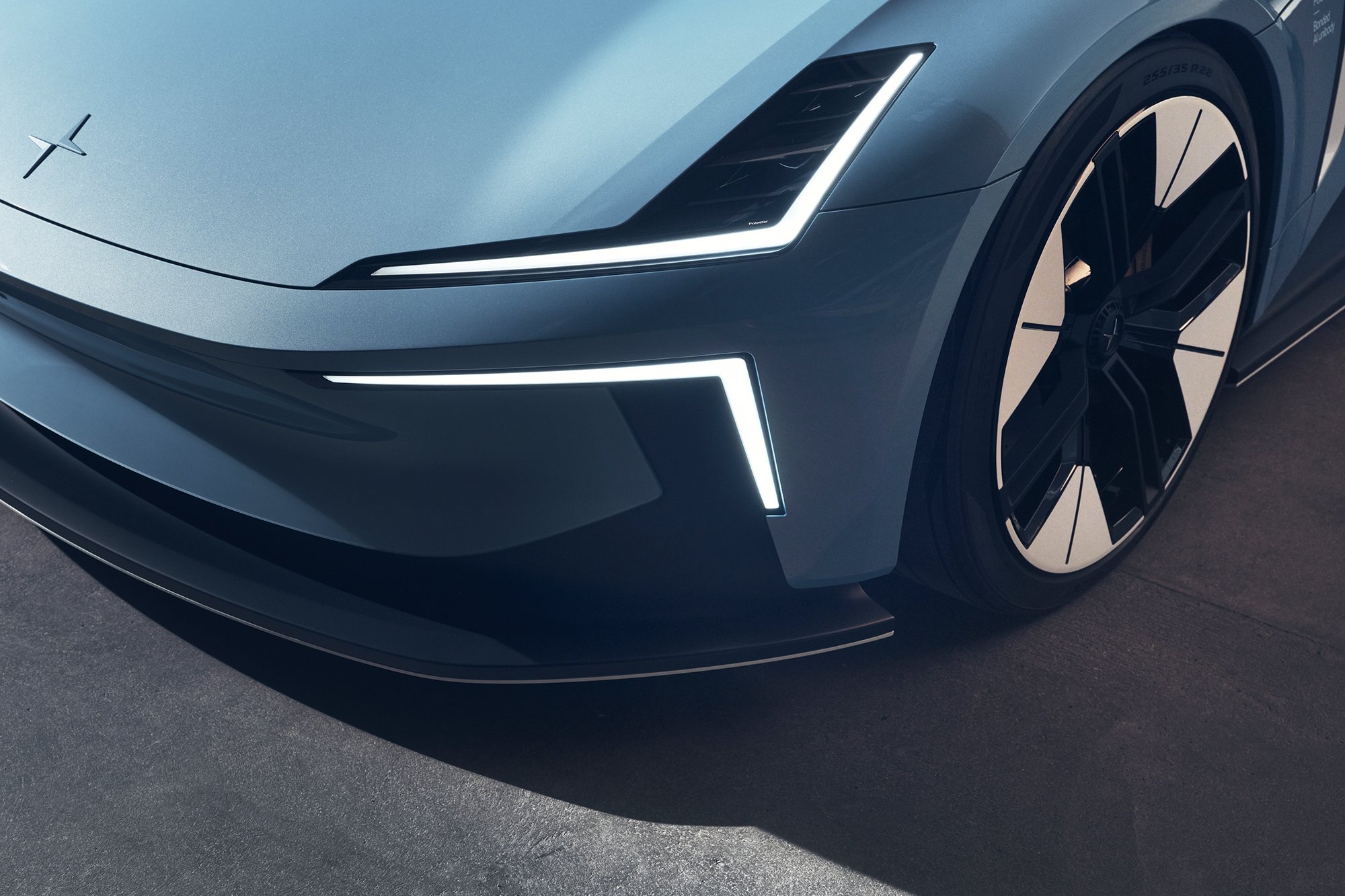 The front lights of the electric roadster Polestar 02
