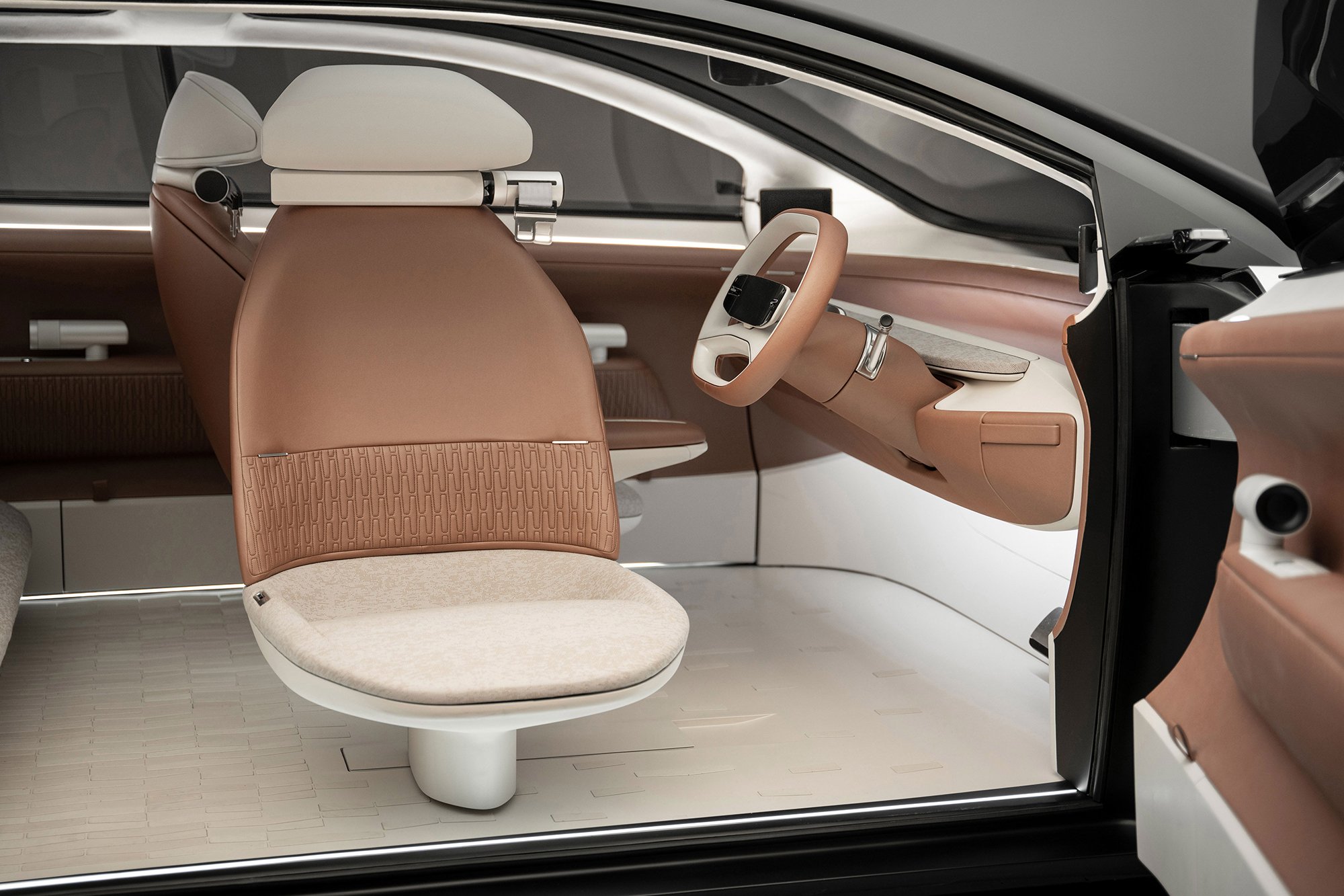 The new seats and interior design of Tata Motor's concept car Avinya