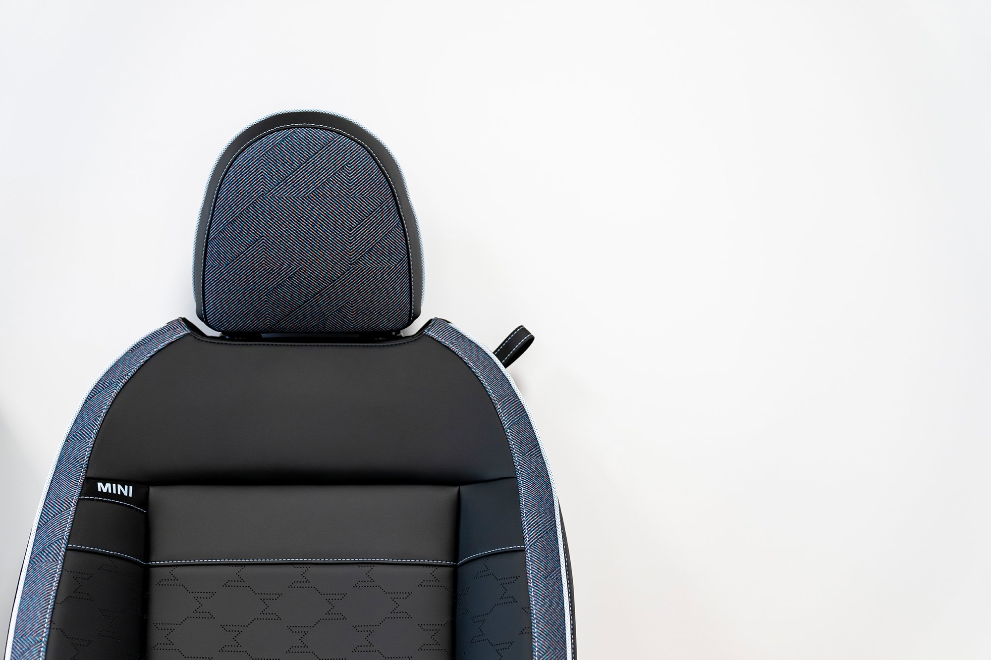 The new seat design of MINI's future model family