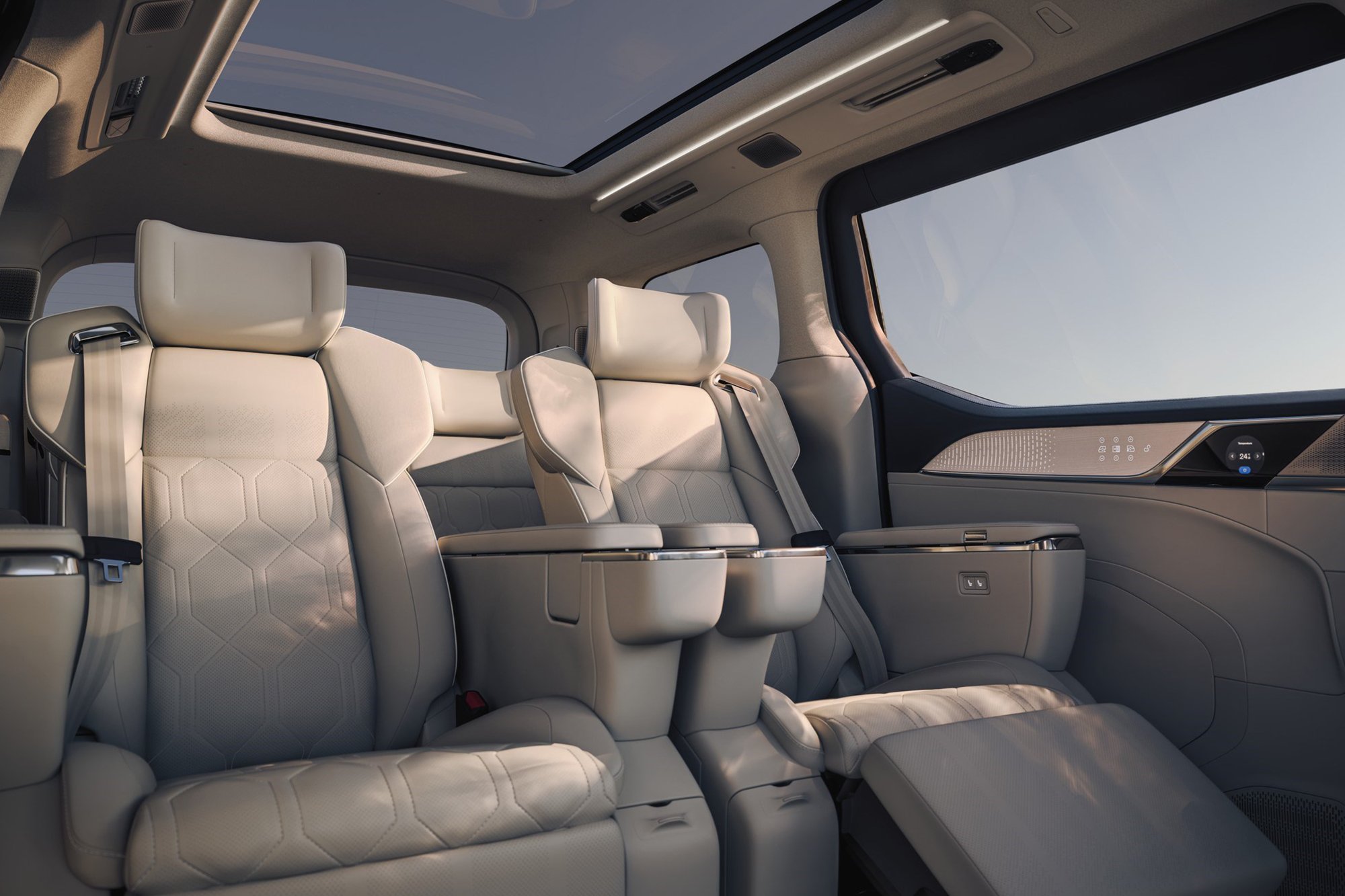 The rear seats with massage functions of the Volvo EM90