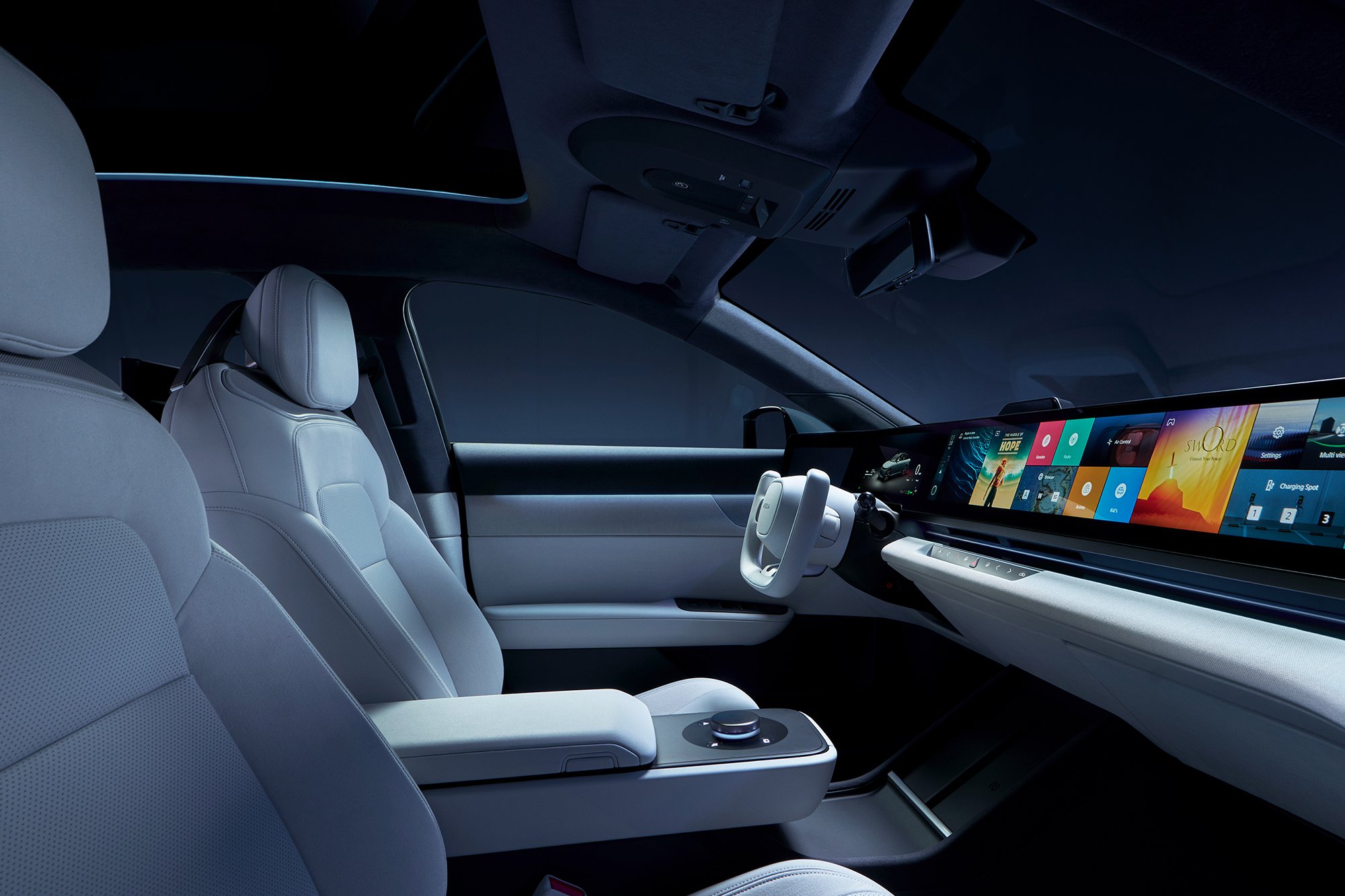 Interior design and infotainment of the electric car AFEELA by Sony and Honda