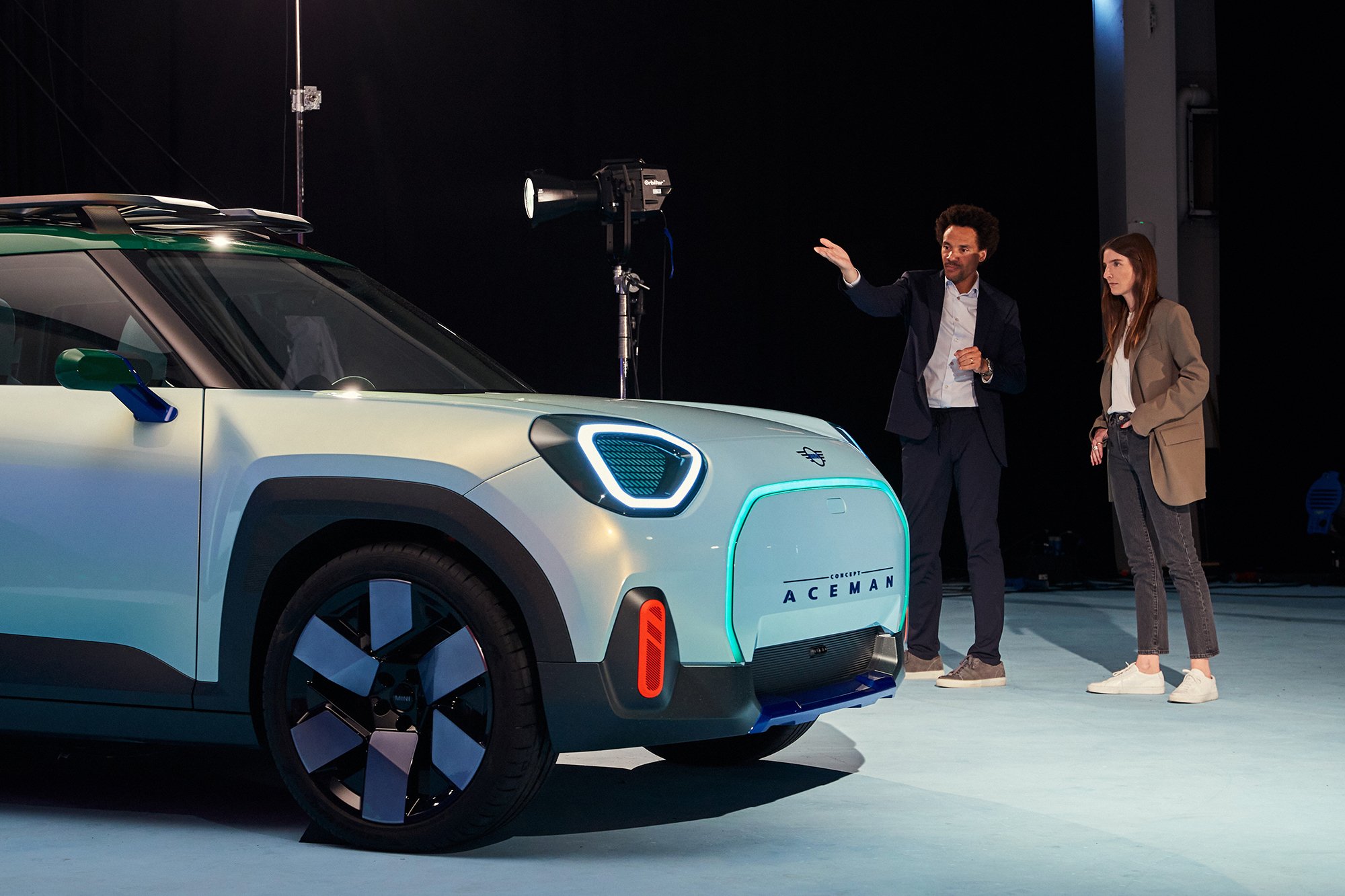 ellectric — Experience the MINI Concept Aceman world premiere with