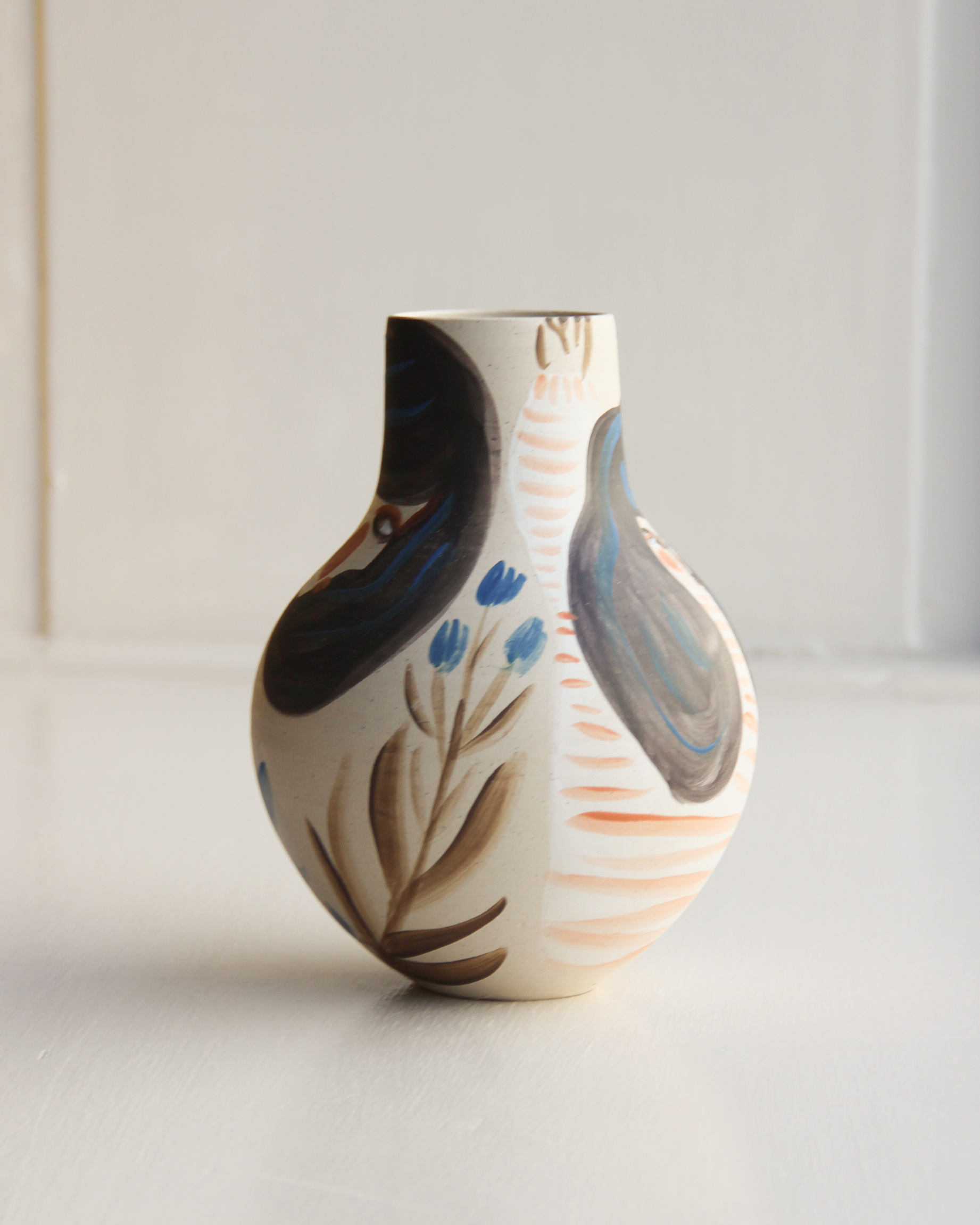 Vase_Feminity_02.png