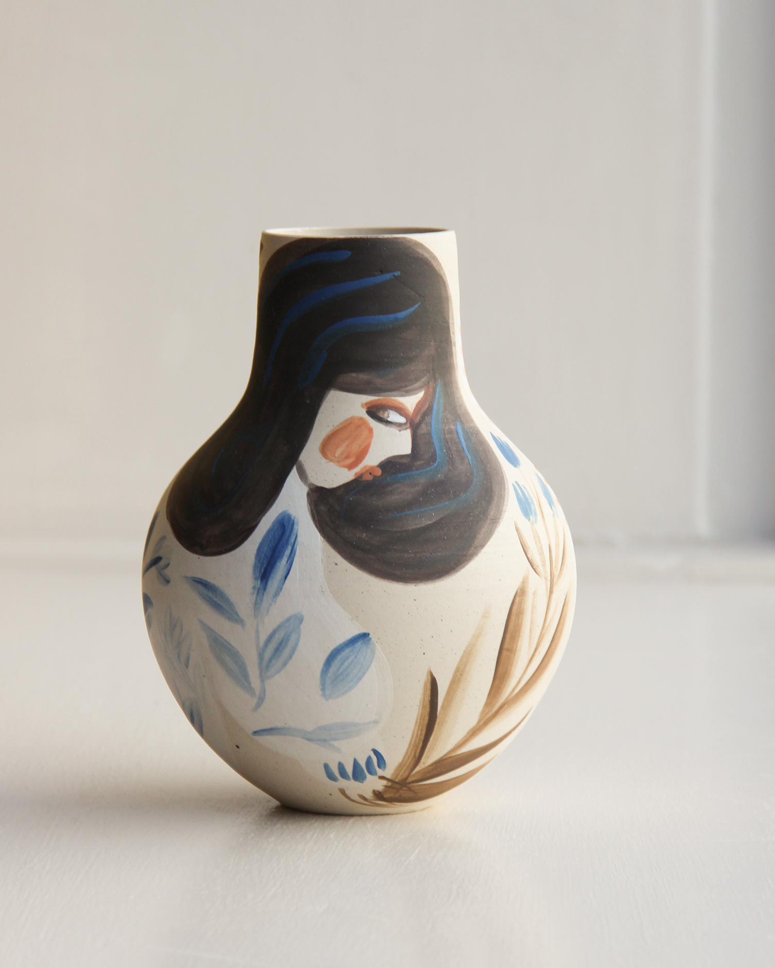 Vase_Feminity_01.png