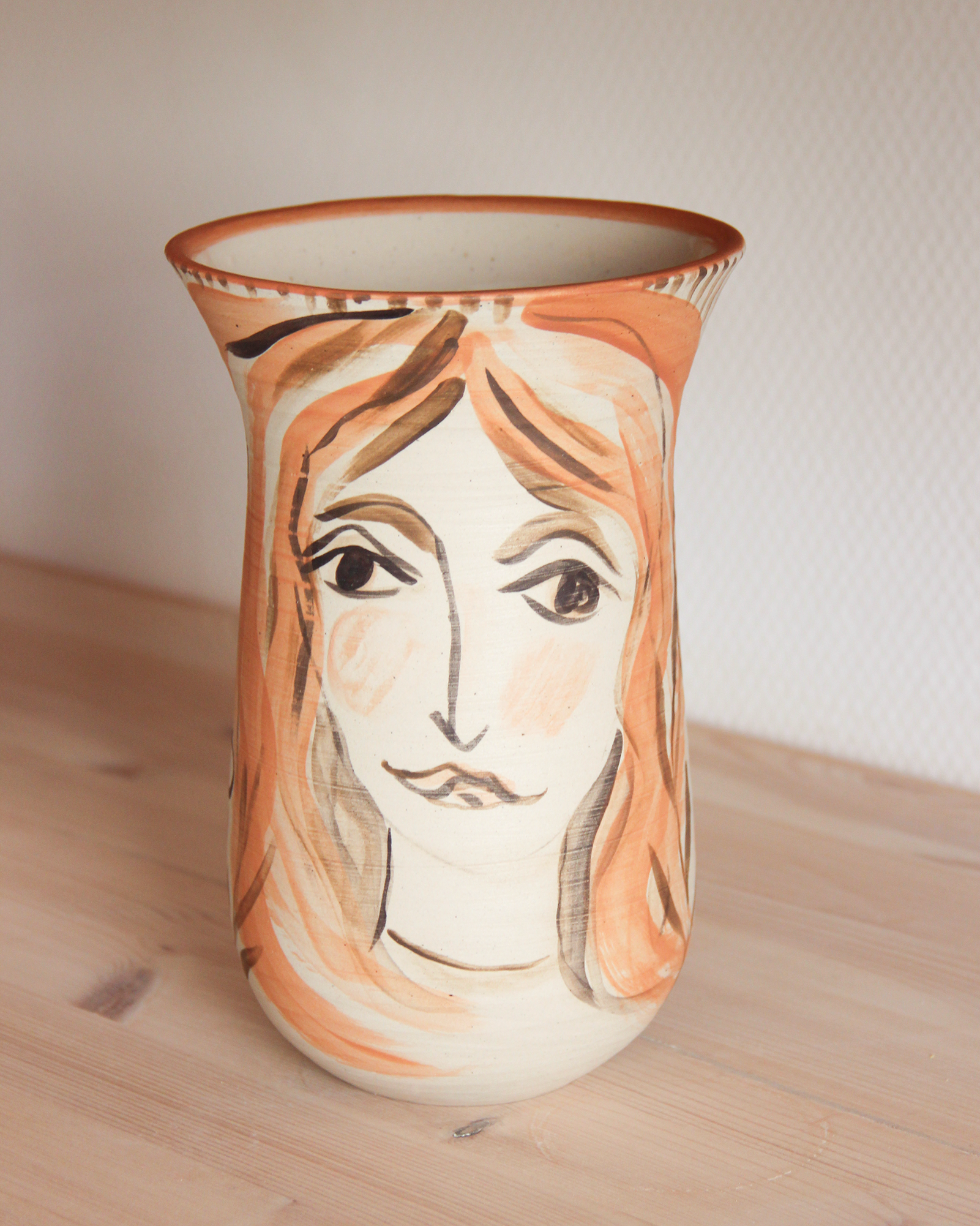 Vase_HimandHer_04.png