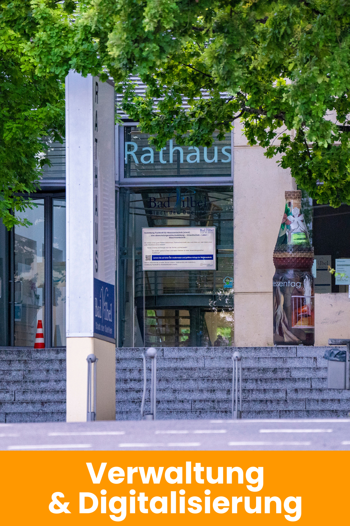 Verwaltung_Kachel HP (10 x 15 cm).png