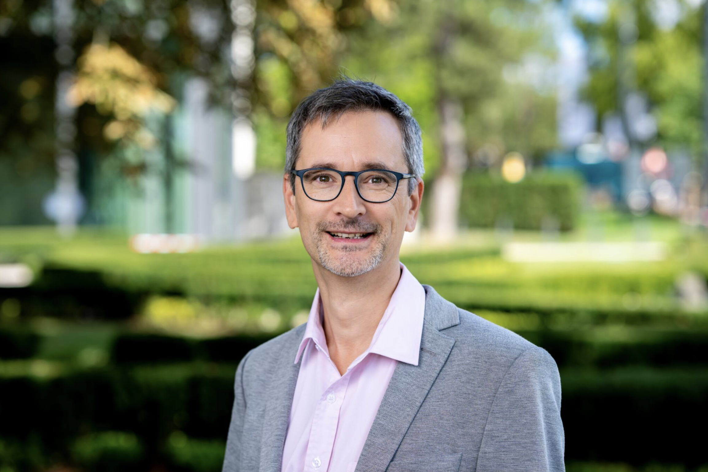 Dr. Kirill Koulechov