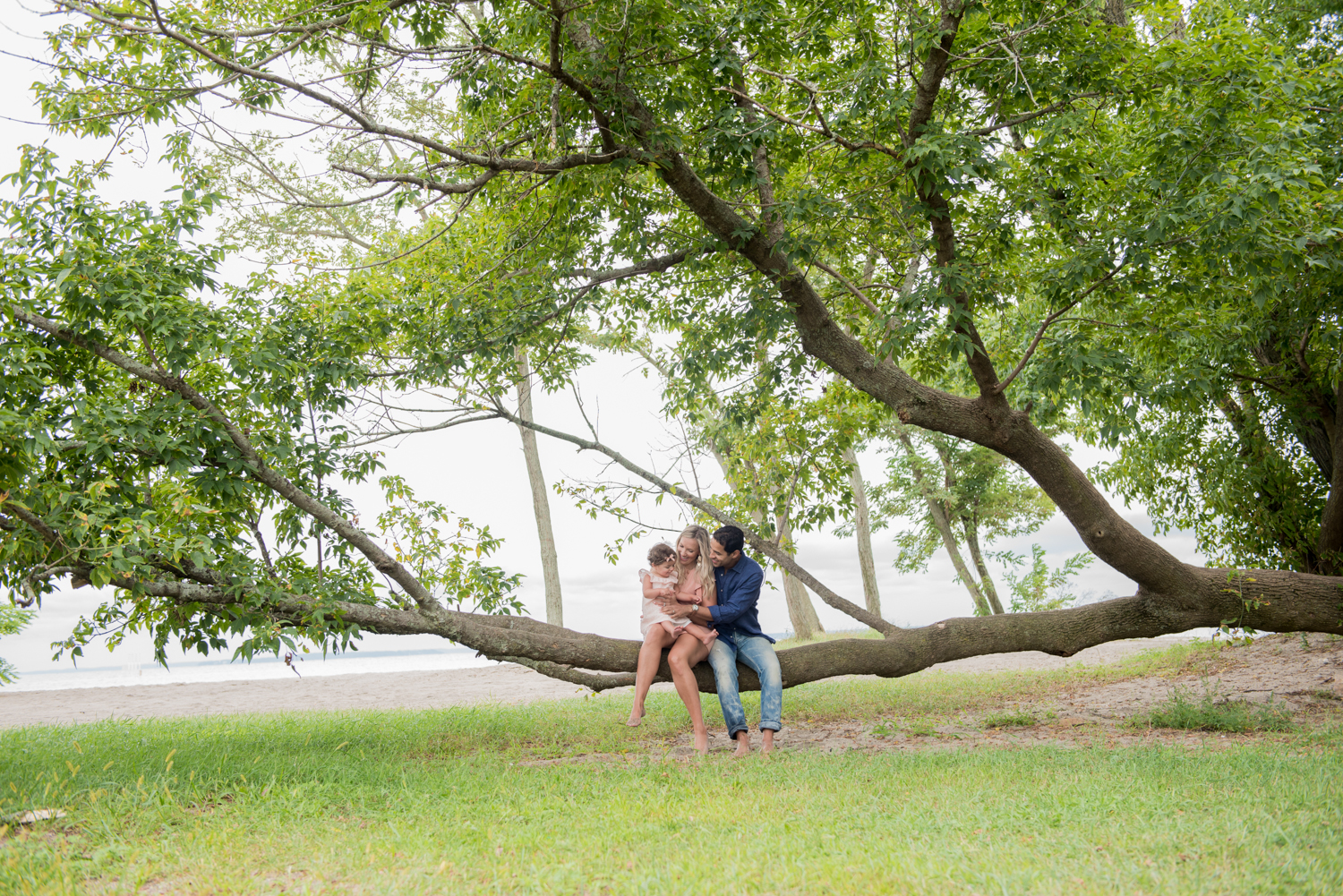 cove-island-park-stamford-ct-family-session-9.jpg