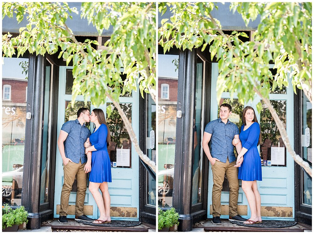 seymour-downtown-engagement-session_0038.jpg