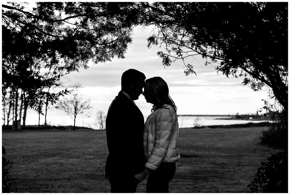 harkness-memorial-park-engagement-session-CT-wedding-photographer_0010.jpg