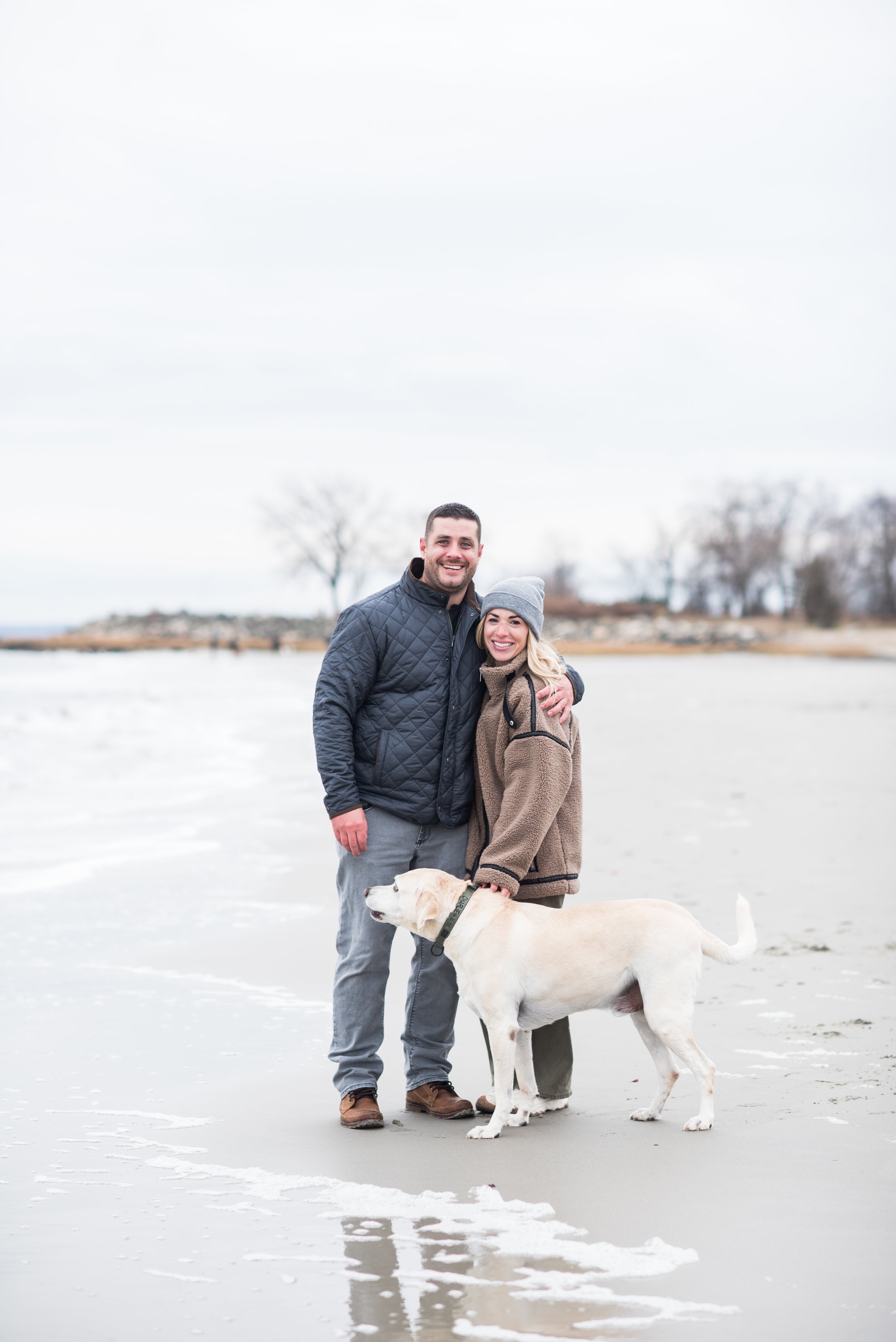 engagement photos at the beach.jpg