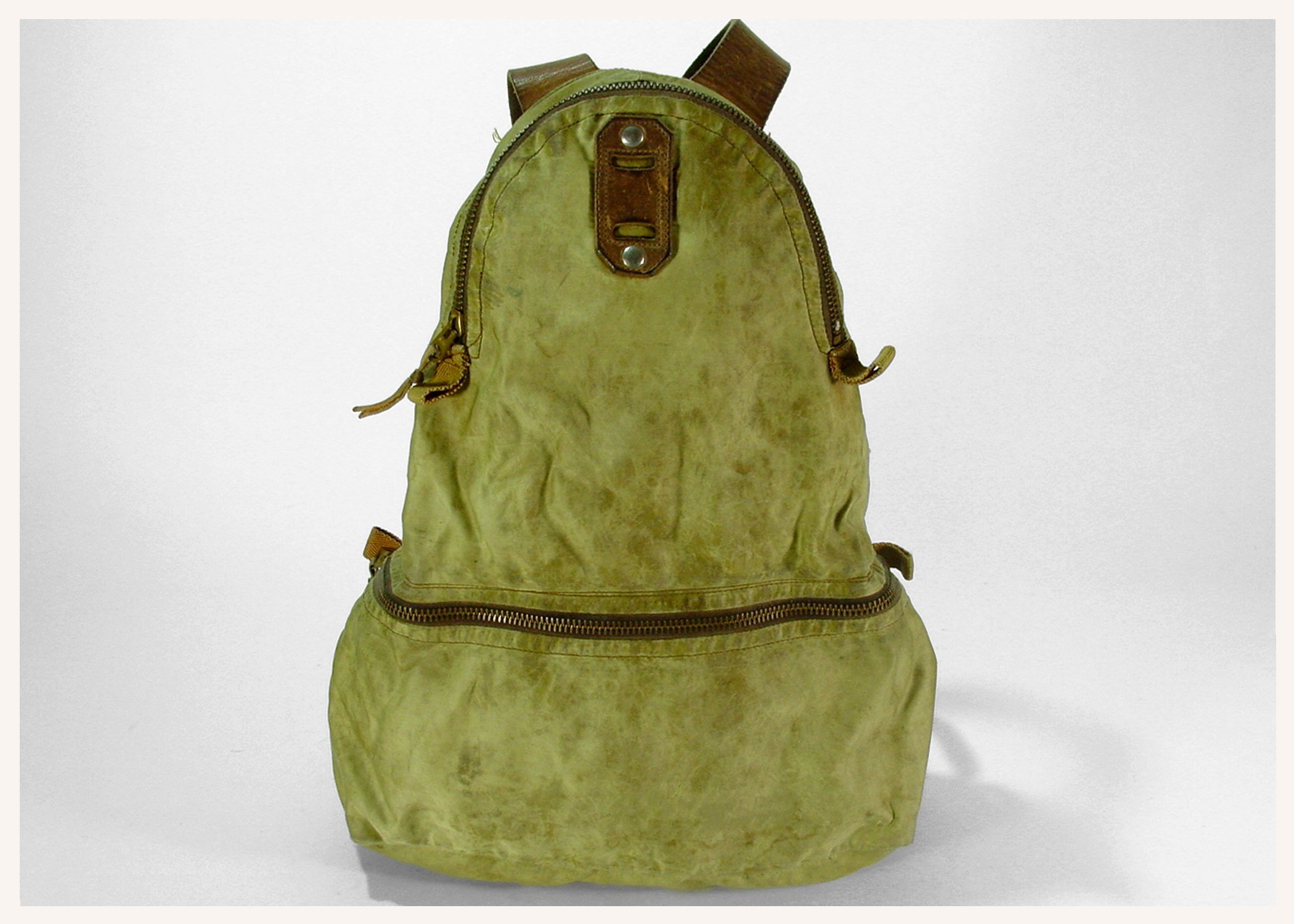 GERRY-CANVAS-BACKPACK-MILITARY.jpg