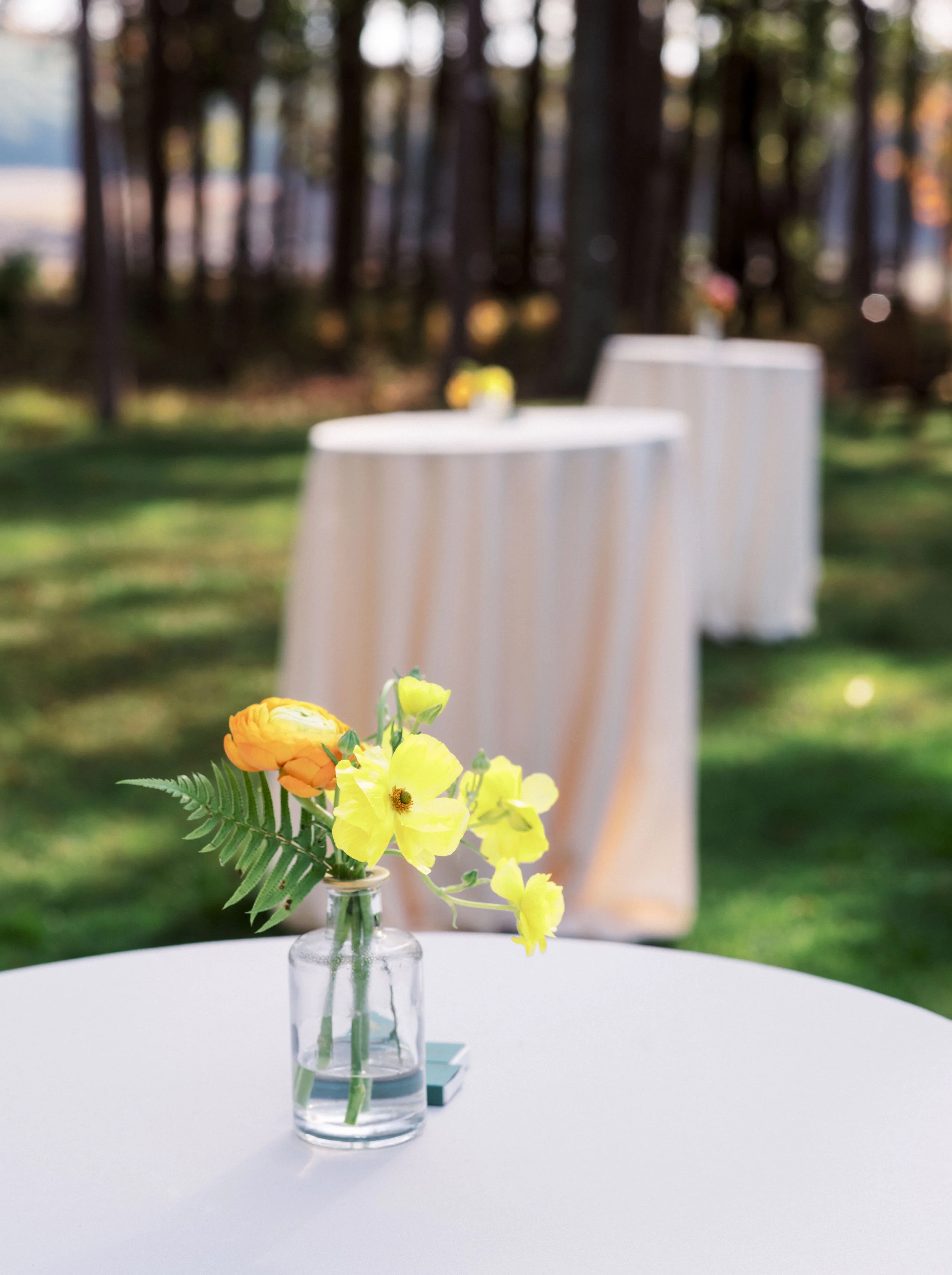 Cocktail Hour Bud Vase Florals | Chatwal Lodge Wedding