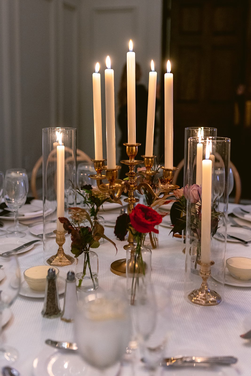 Round Table Centerpiece | Florentine Gardens Wedding