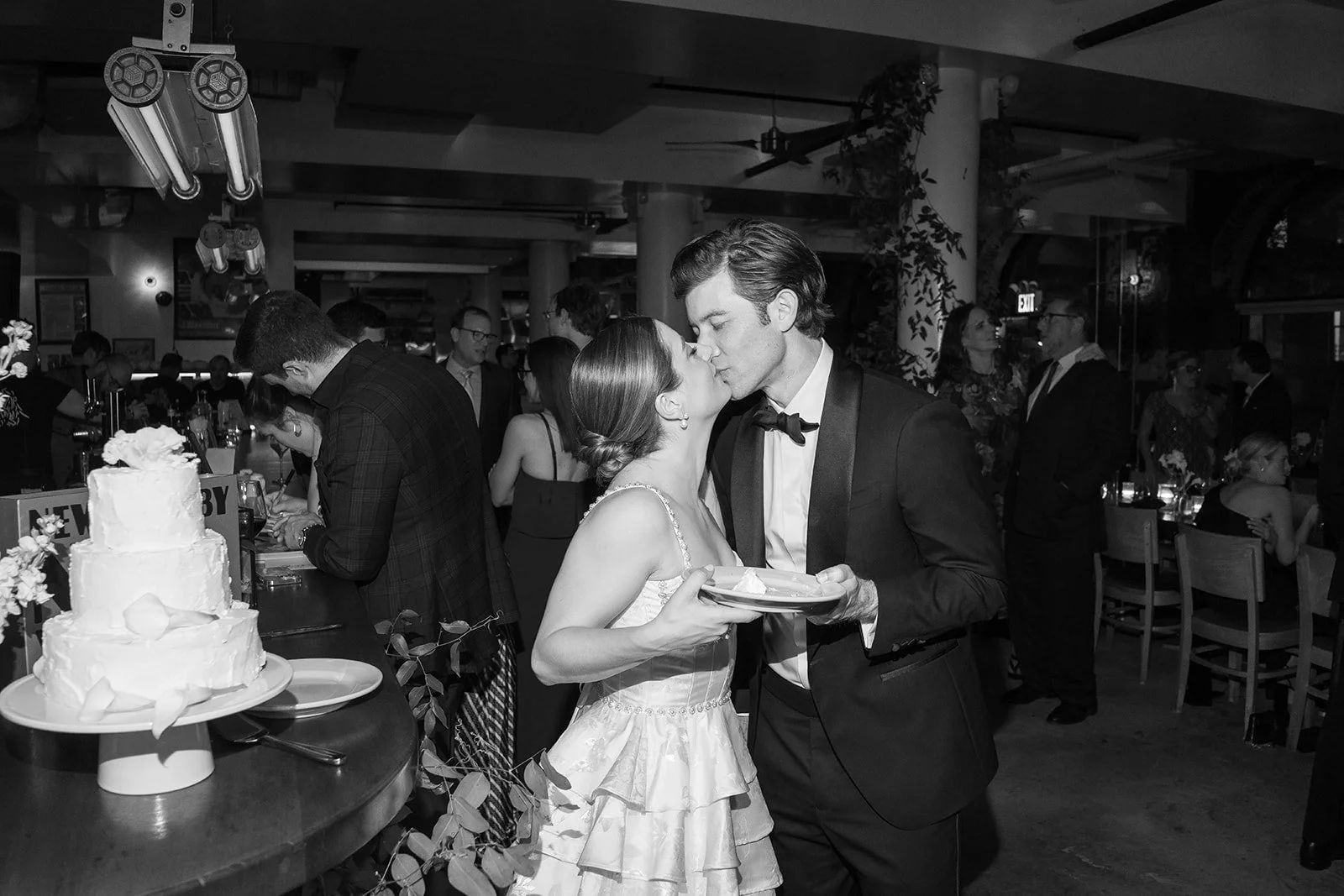 barbuto-wedding-cake-decor.jpg.jpg