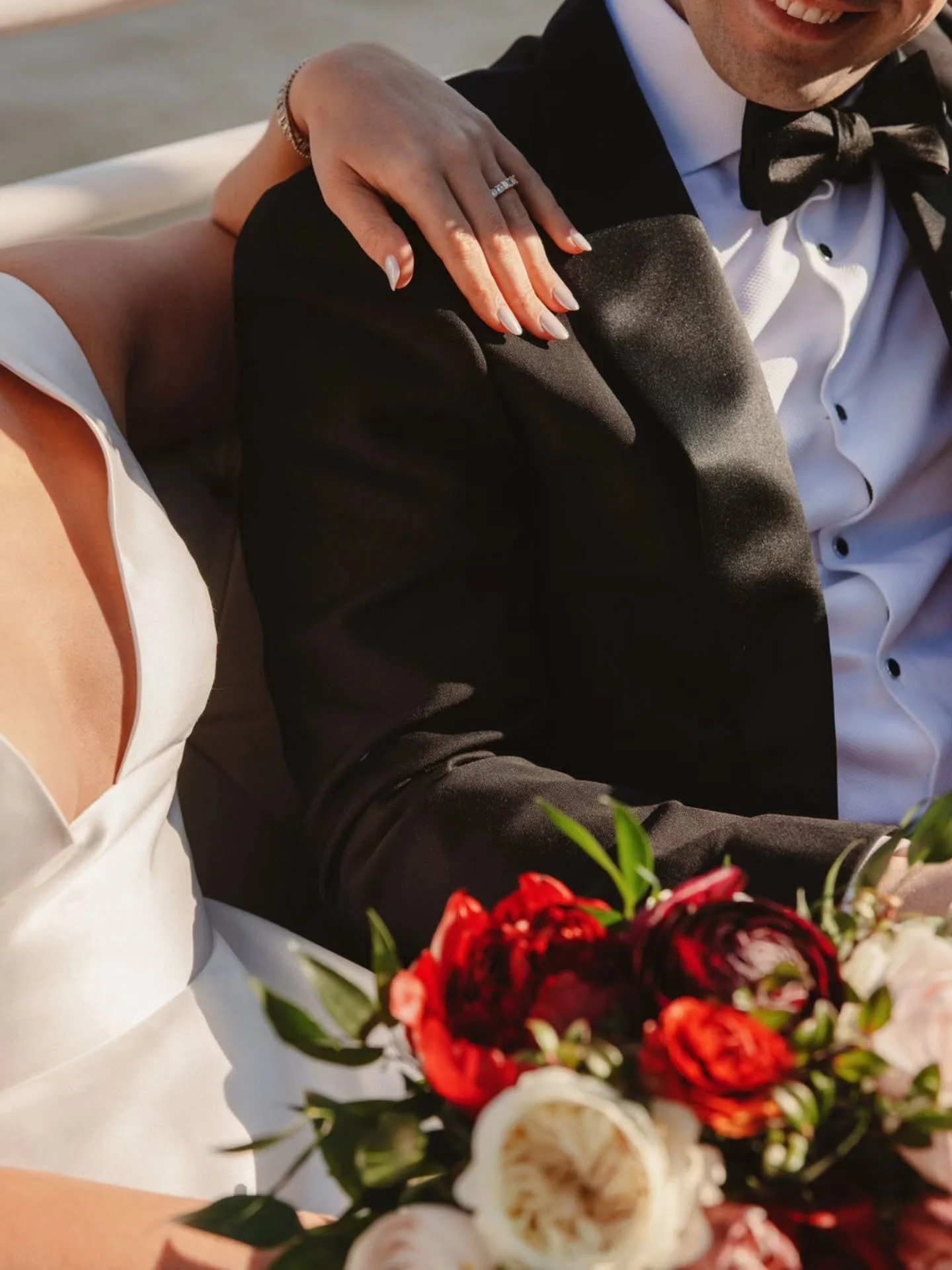 Not just flowers.

A scent that returns you to the aisle years later. A color palette that now feels like a memory. The installation that they still talk about.

Floral design lives in the details, and the details are what we remember when the day ha
