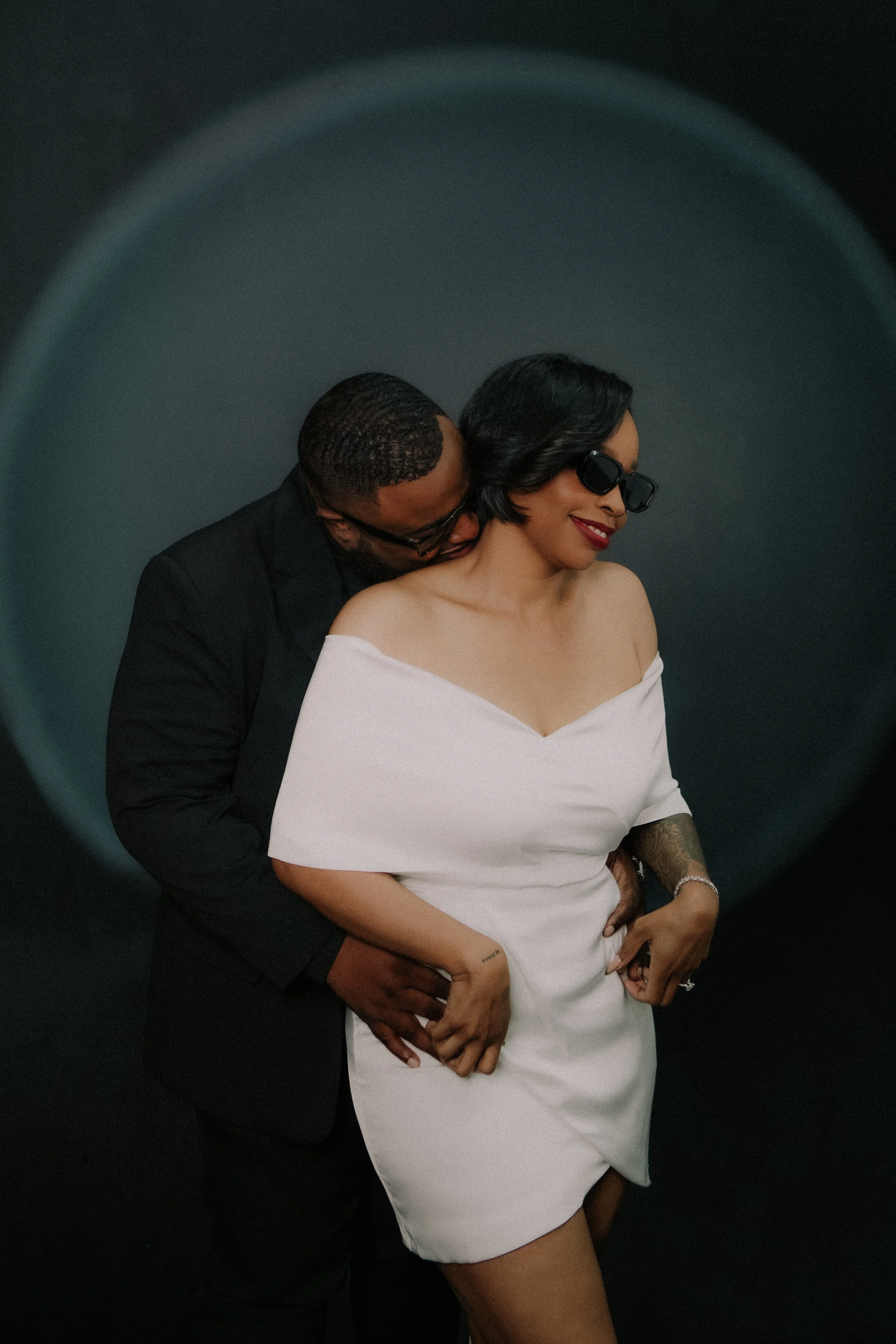 Classy and Timeless Engagement Photos | R&amp;A
