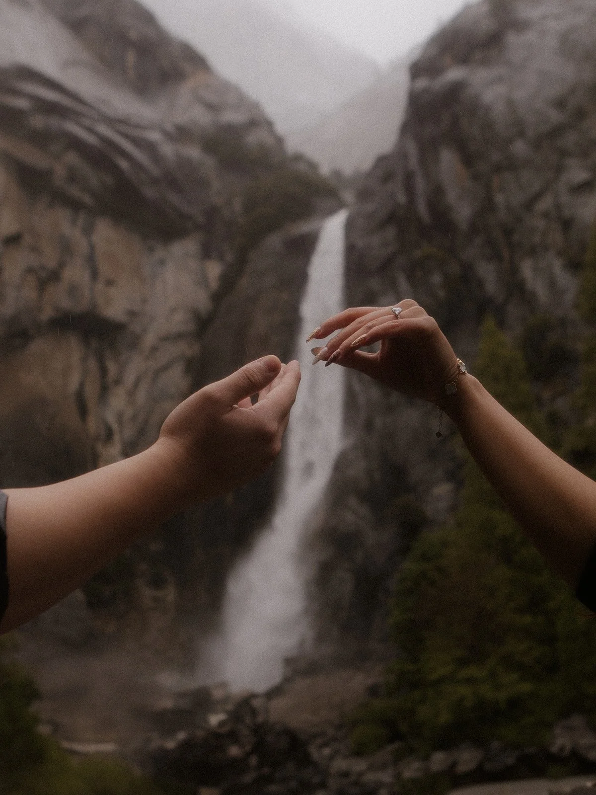 Yasharsphotos - K&J Yosemite-93_websize.jpg