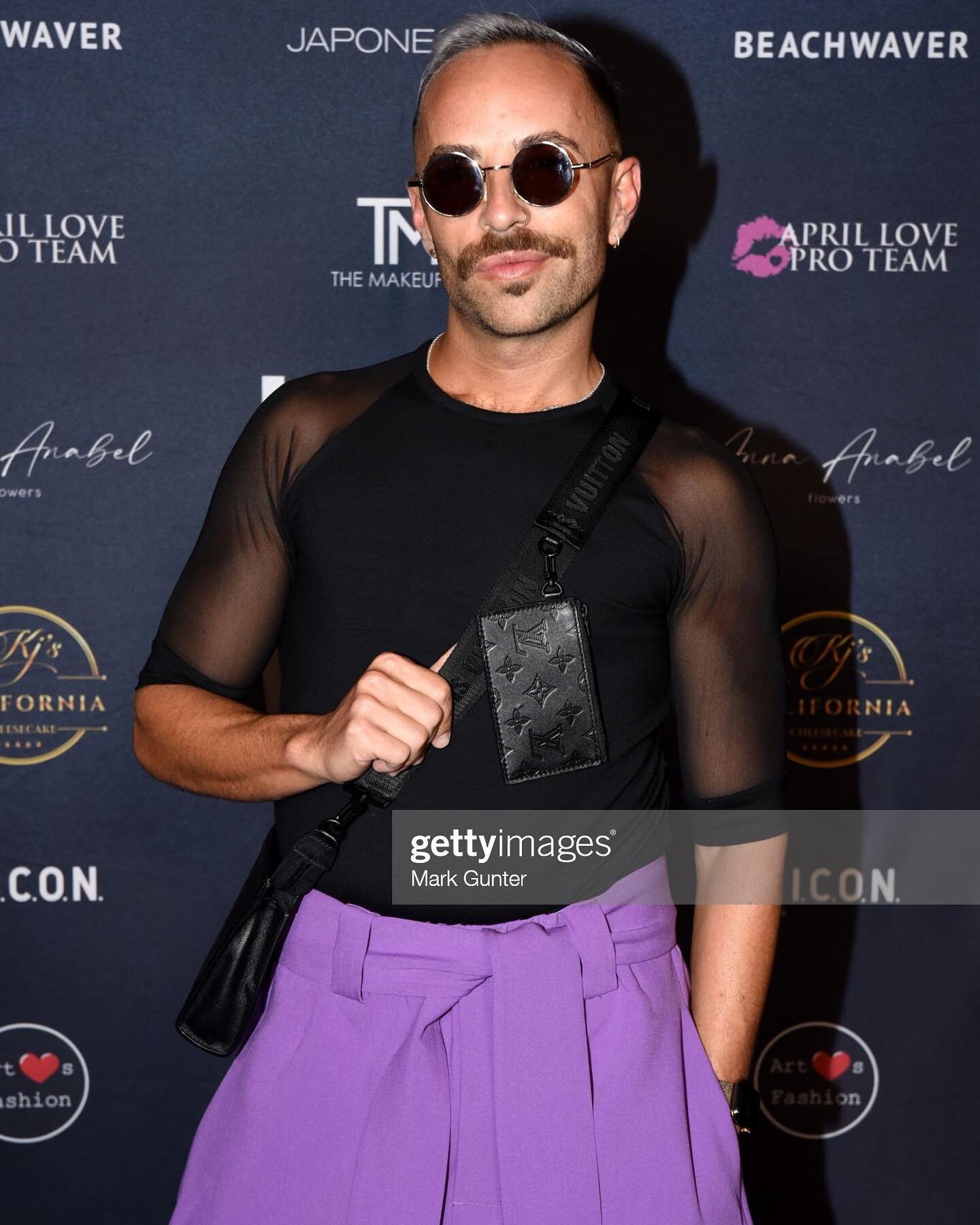 Getty ready with me 😜 some of my lewks from last week&rsquo;s @artheartsfashion #lafw runway events. Which one is your favorite?
💜🖤🤍💖

#gayguu #gay #gayfashion #fashionblogger #fashioninfluencer #gayinfluencer #gaymiami #gayla #fashionpr #fashio