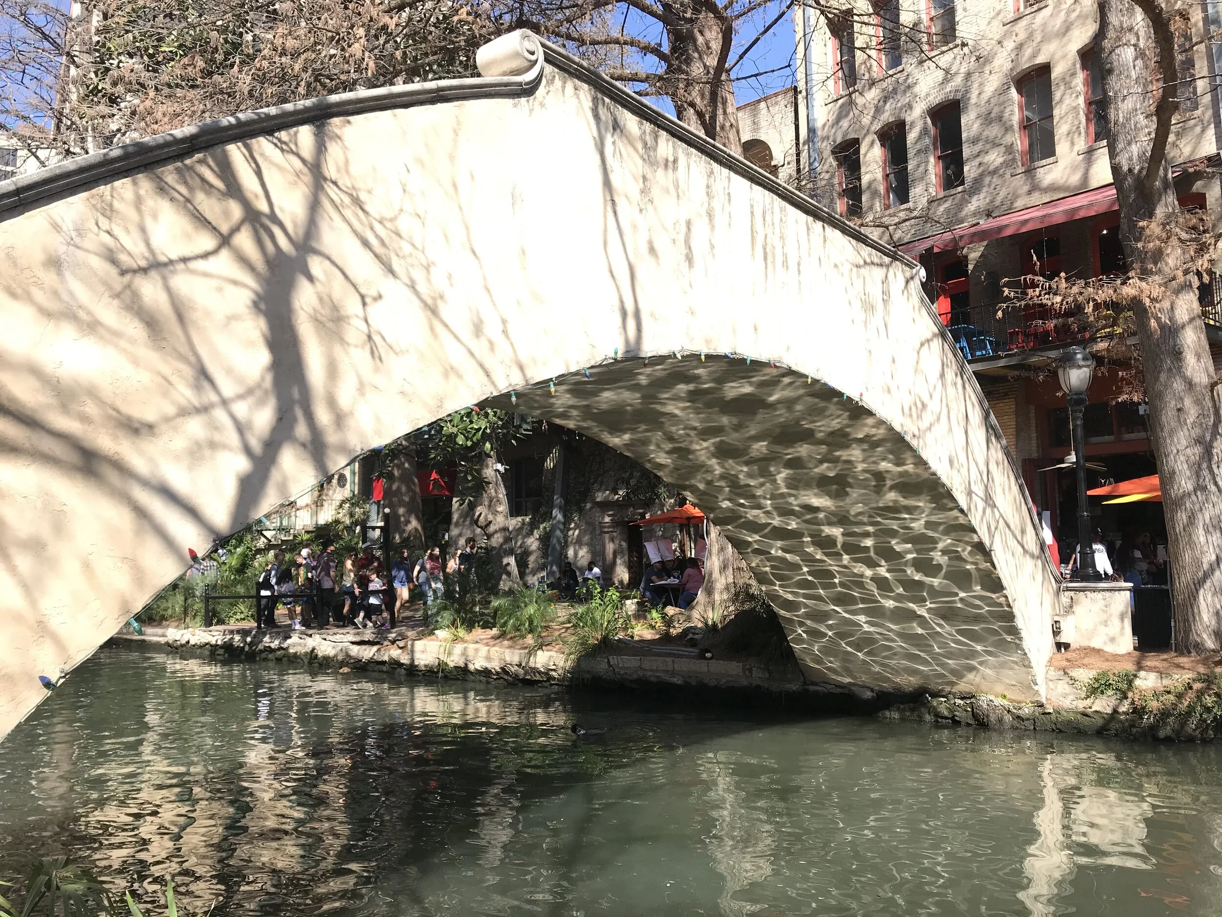 san antonio riverwalk bridge