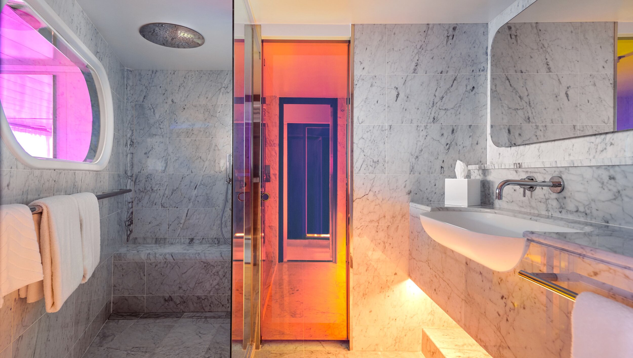 IMG-STE-brilliant-suite-interior-bathroom-v1-01-S24_035-3000x1700.jpg