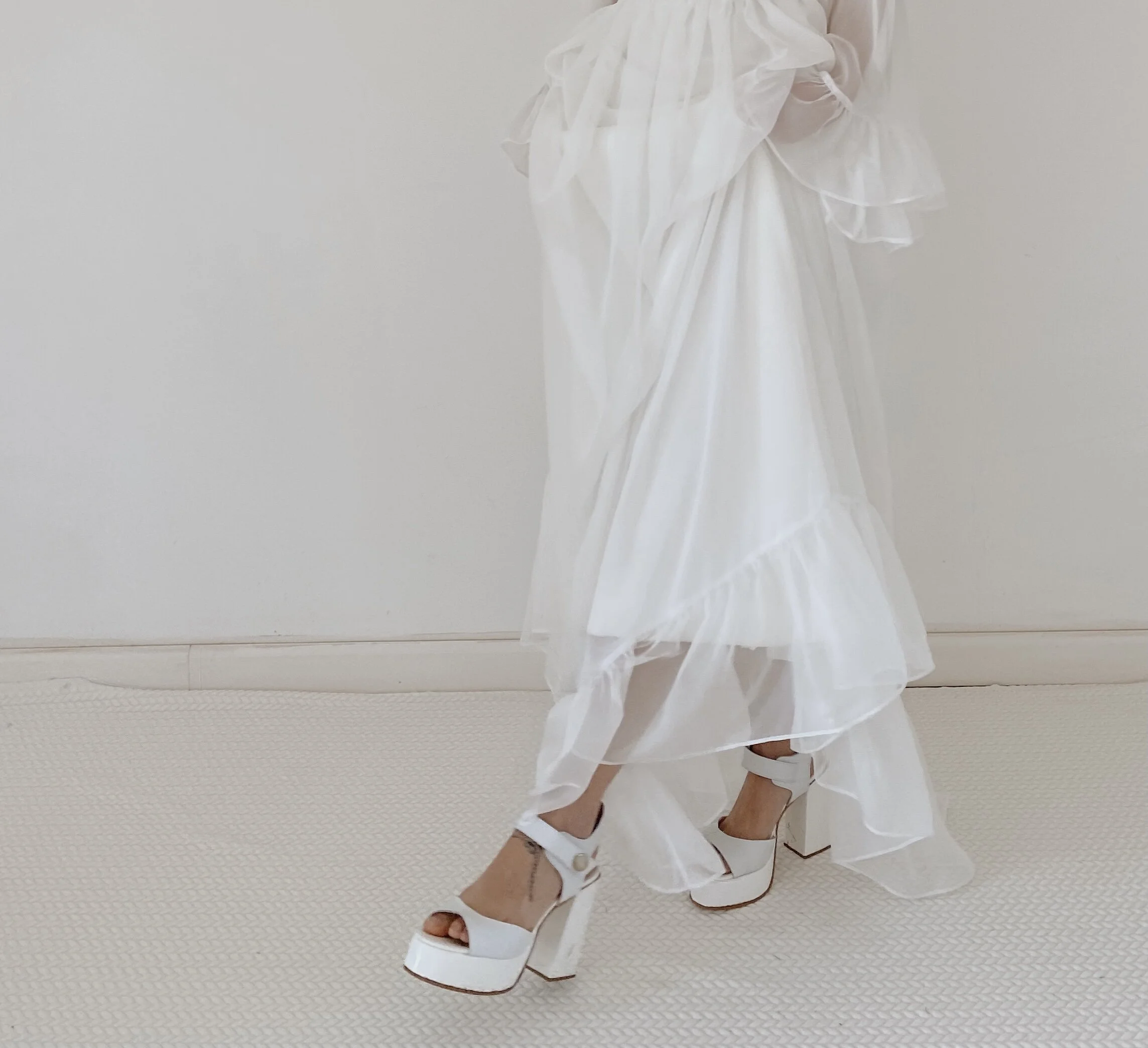 7A94494F-BCAA-4167-8585-F3E9AAD93F3F