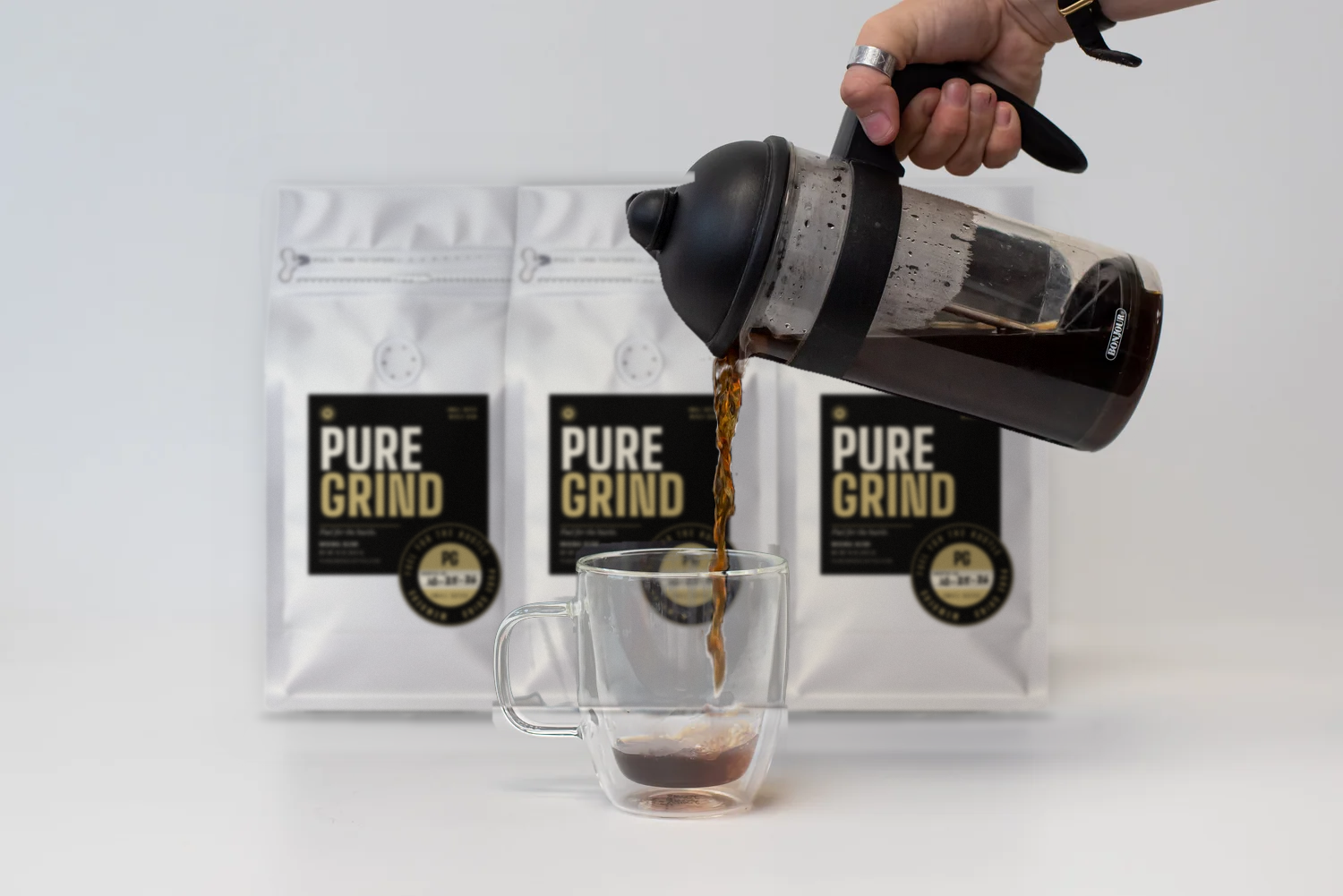 french-press-pour-new-bags-1500x1001.png