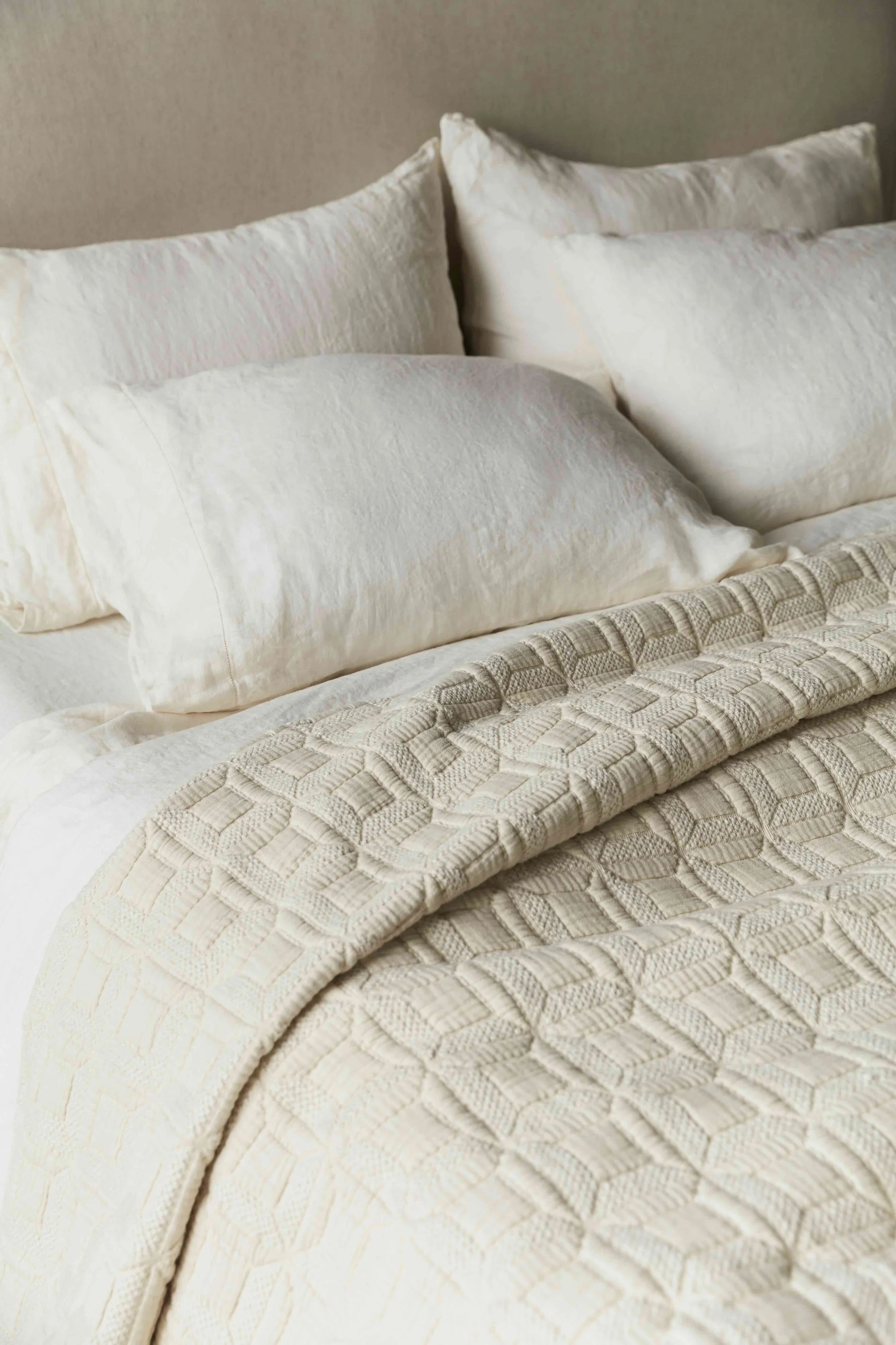 Ayla_Organic_Cotton_Quilt_Ivory_3.jpeg