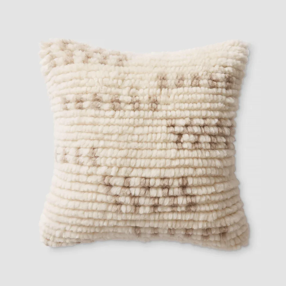 Arjun_Pillow_Ecru_1.webp